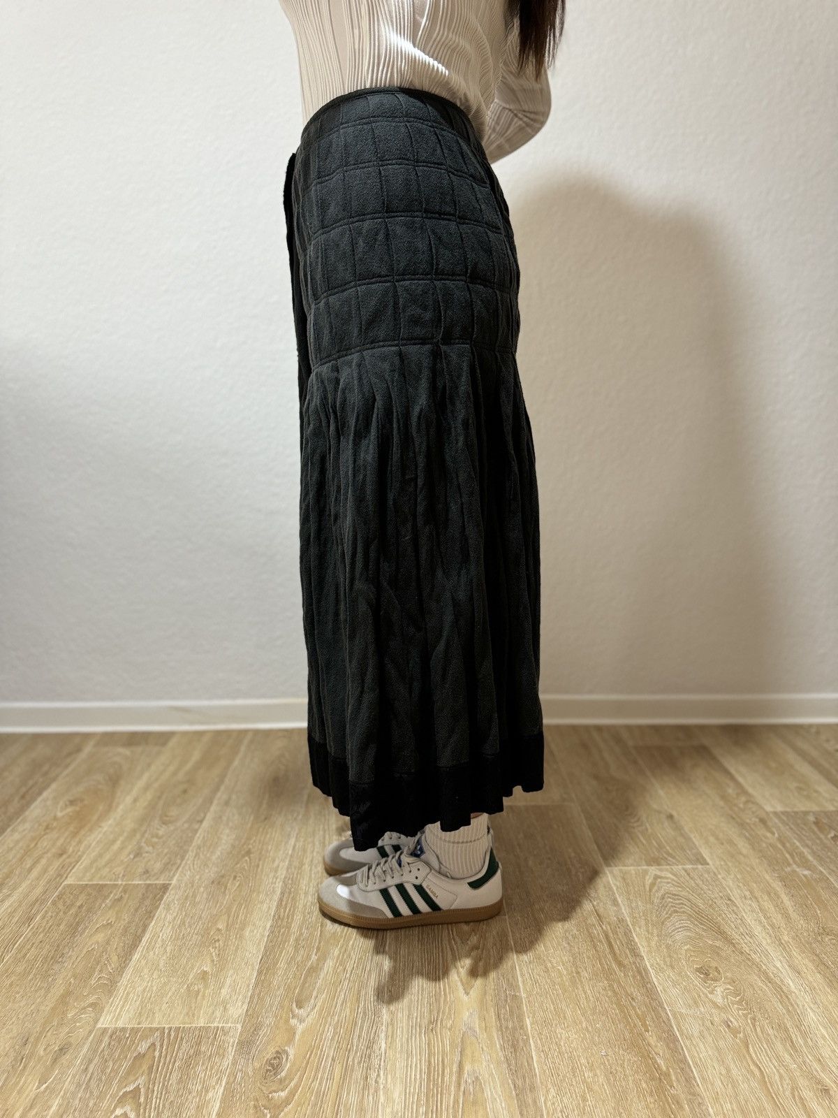 Designer × Dries Van Noten × Japanese Brand ARCHIVE DRIES VAN NOTEN WOOL METAL FIBRE GRAY LONG SKIRT Size 30" / US 8 / IT 44 - 5 Thumbnail