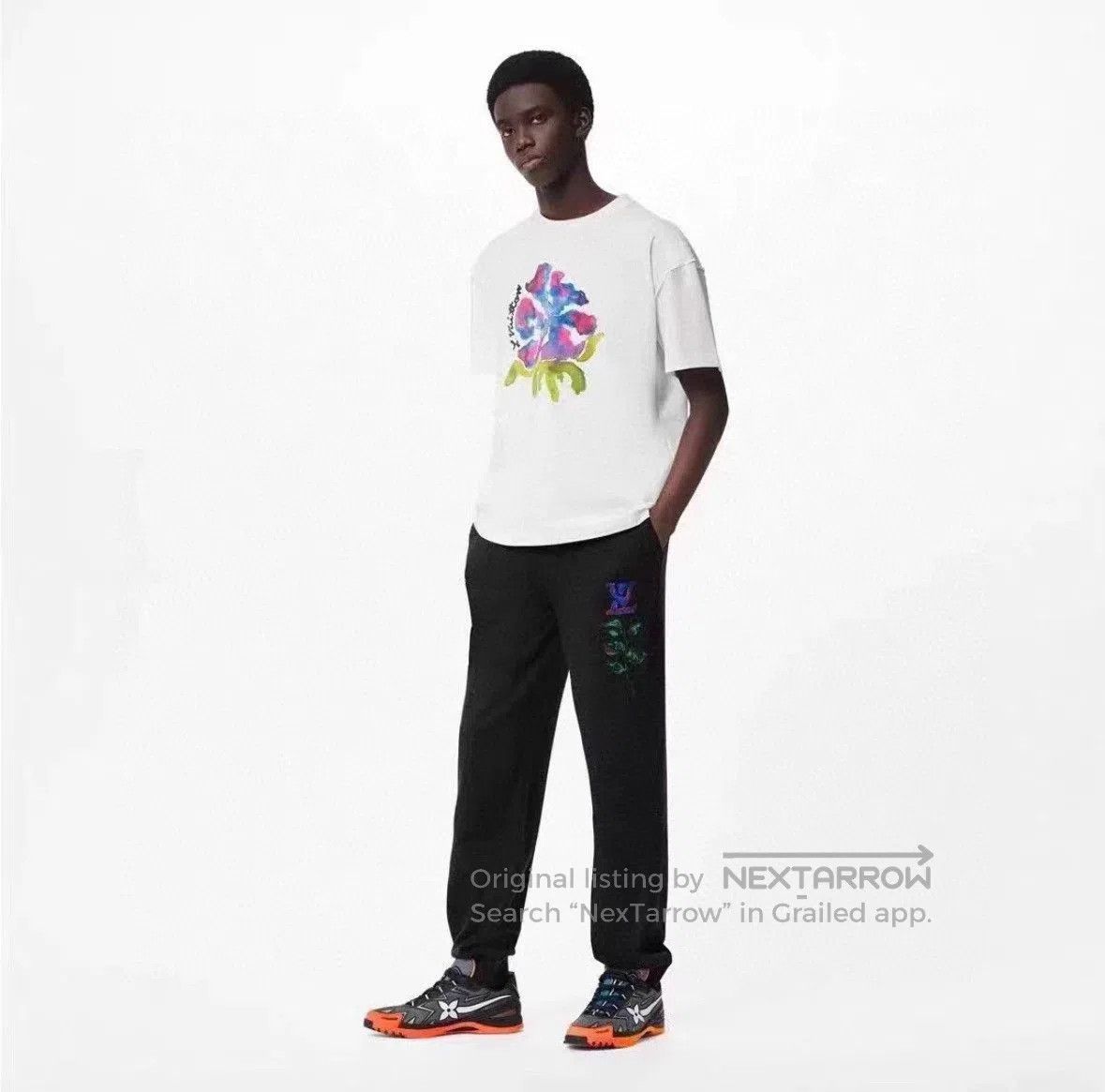 Louis Vuitton Louis Vuitton 2054 Floral Short-Sleeve. Size M / US 6-8 / IT 42-44 - 4 Thumbnail