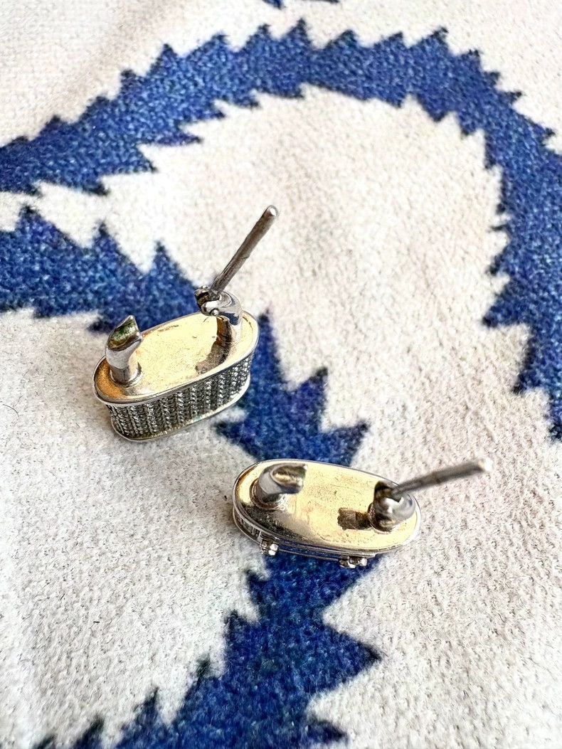 Vivienne Westwood Vivienne Westwood Vintage silver Nanjing lock stud earring Size ONE SIZE - 5 Thumbnail