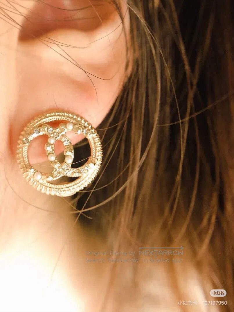 Chanel Chanel Double C Pearl Crystal Button Earrings. Size ONE SIZE - 2 Thumbnail