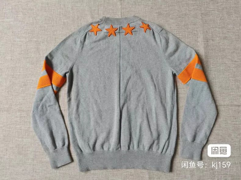 Givenchy Givenchy Five-pointed Star Embroidered Knitted Sweater Size US S / EU 44-46 / 1 - 6 Thumbnail