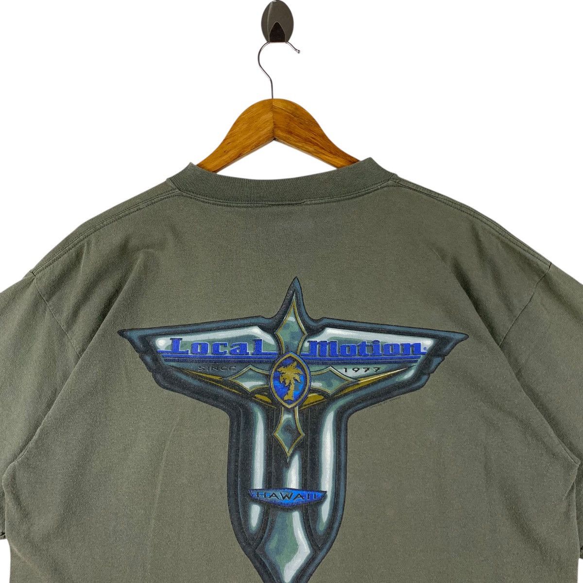 Vintage Vintage 90s LOCAL MOTION big logo Surfing tee Size US XL / EU 56 / 4 - 10 Thumbnail