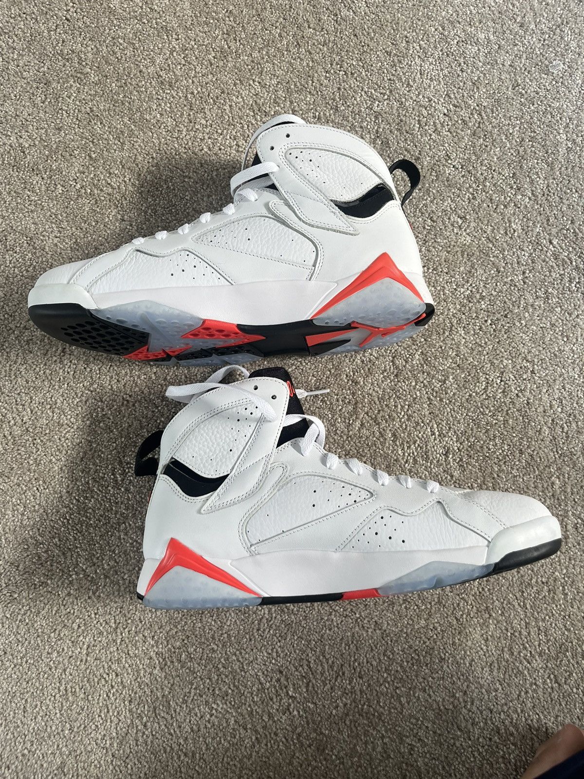 Nike Jordan 7 Retro White Infrared Size US 11 / EU 44 - 2 Thumbnail