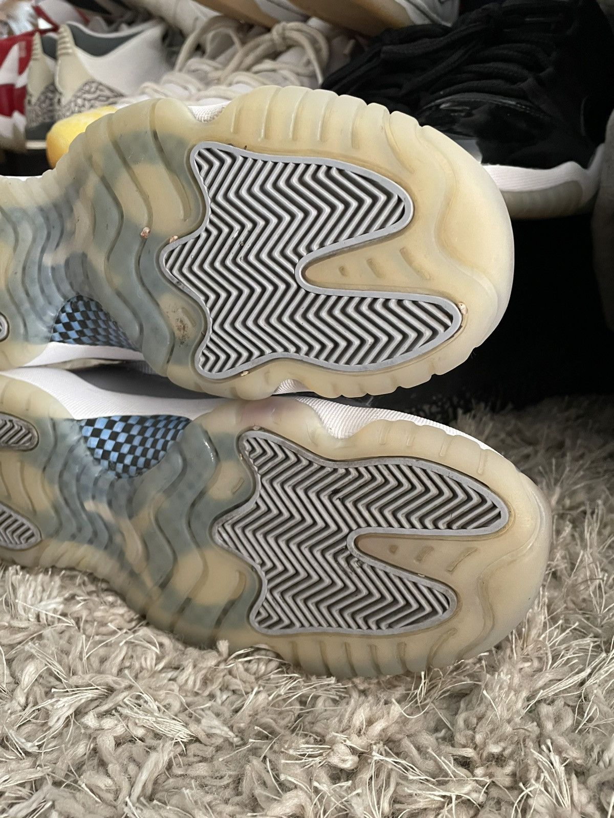 Jordan Brand Jordan 11 Low Cement Grey Size US 7 / EU 40 - 9 Thumbnail