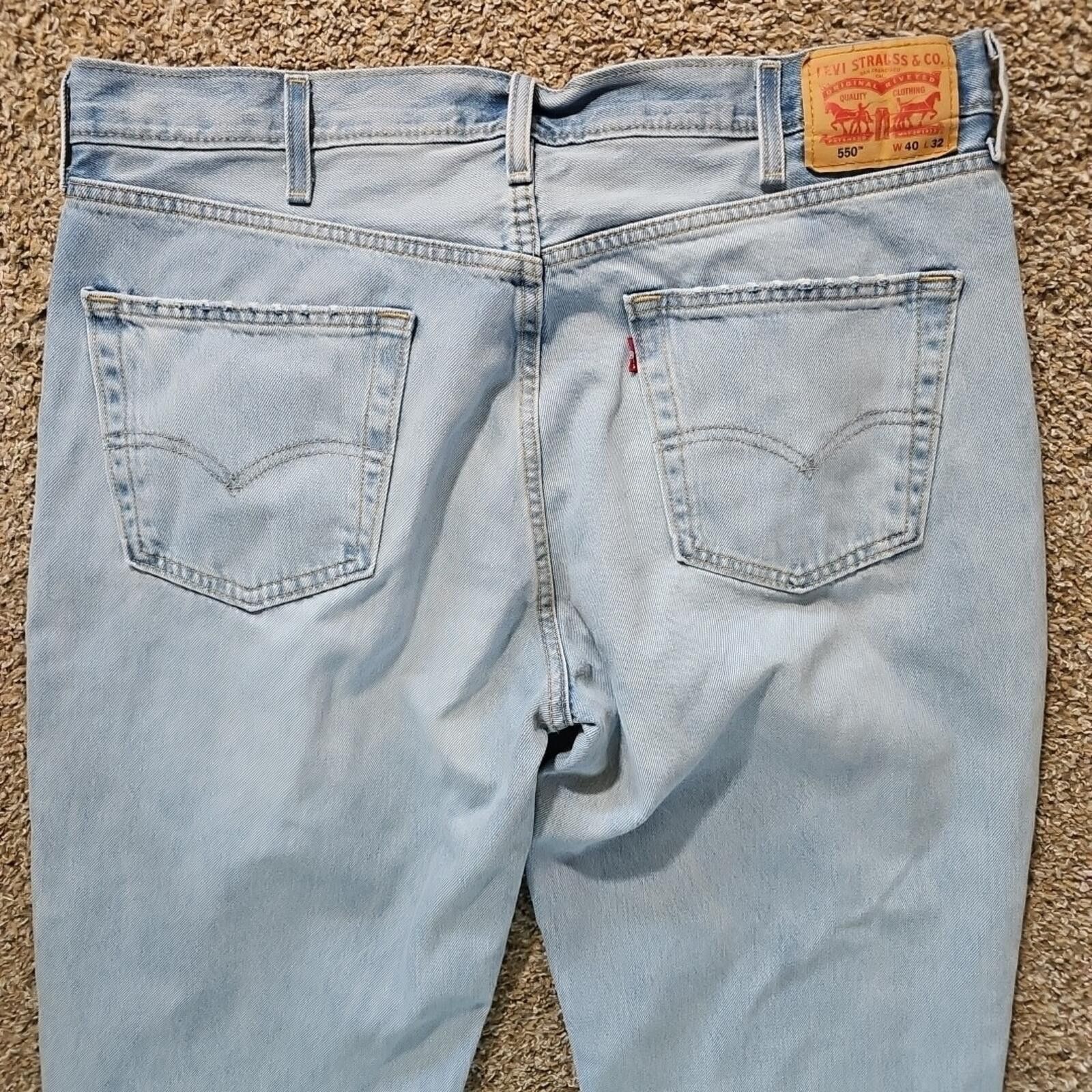 Levi's Levis 550 Jeans Mens 40x32 Blue Denim Straight Leg Lightwash Size US 40 / EU 56 - 6 Thumbnail