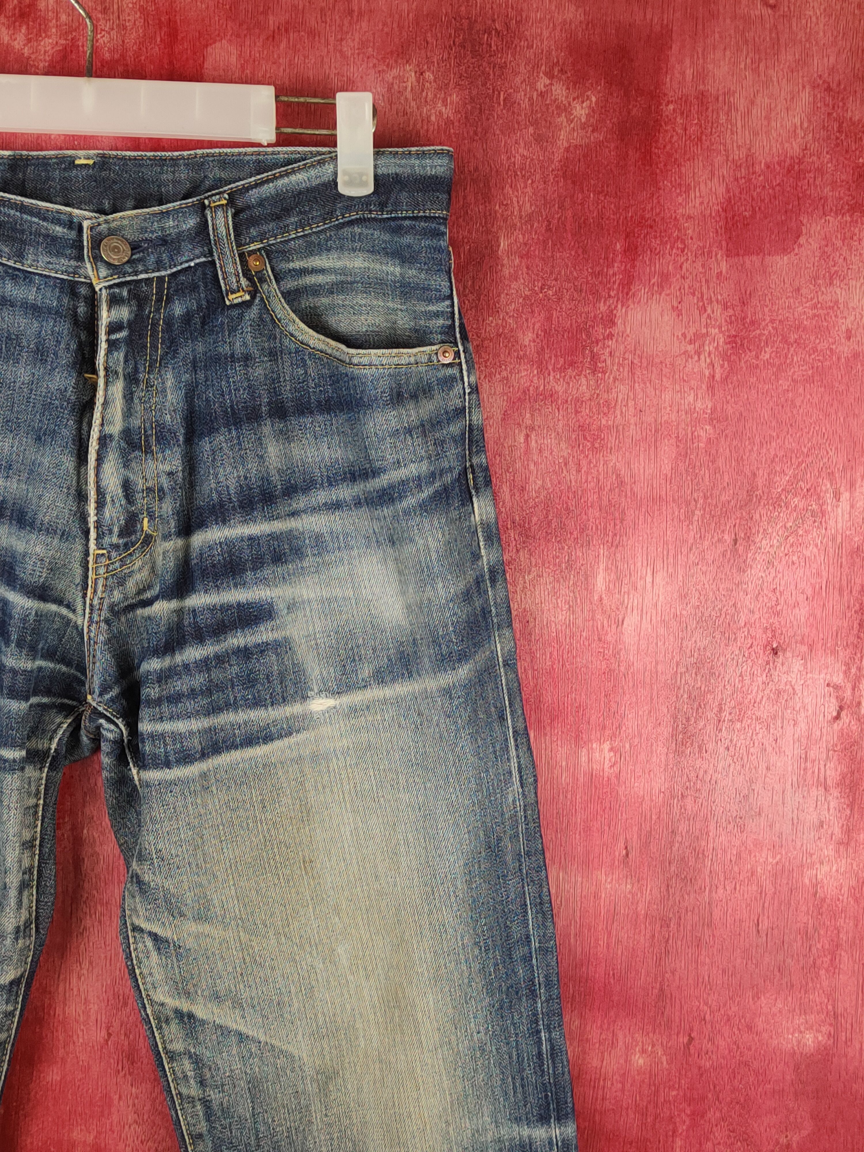 Japanese Brand Uniqlo Dark Blue Faded Distressed Ripped Jeans #S1652 Size US 32 / EU 48 - 5 Thumbnail