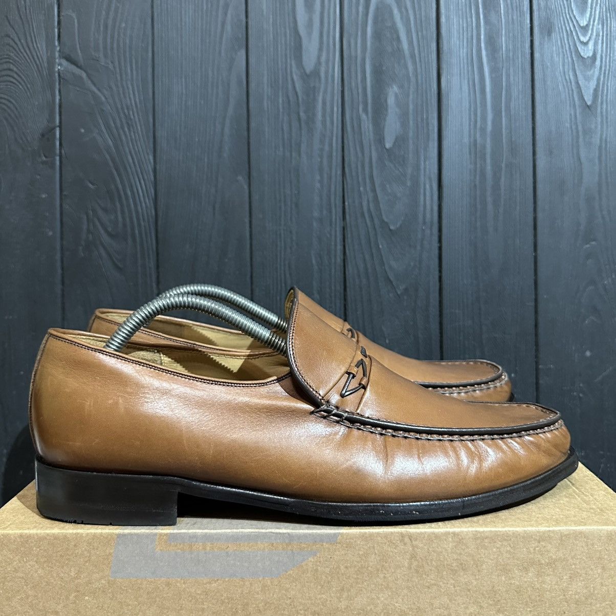 Loake LOAKE LIFESTYLE - Men’s Leather Loafers Size 9.5 Size US 9.5 / EU 42-43 - 1 Thumbnail