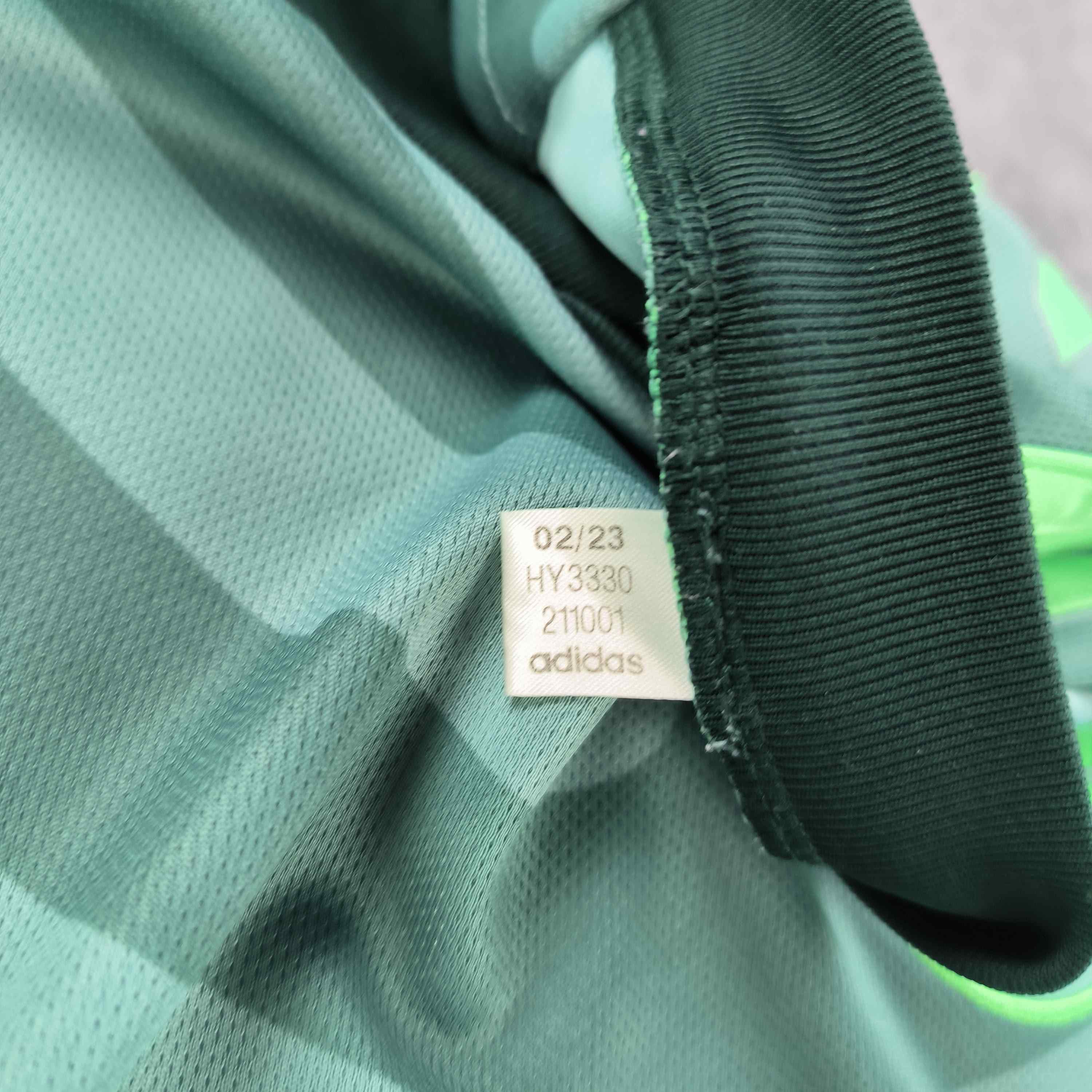 Adidas Celtic 2023-24 Adidas third football jersey shirt size M Size US M / EU 48-50 / 2 - 6 Thumbnail