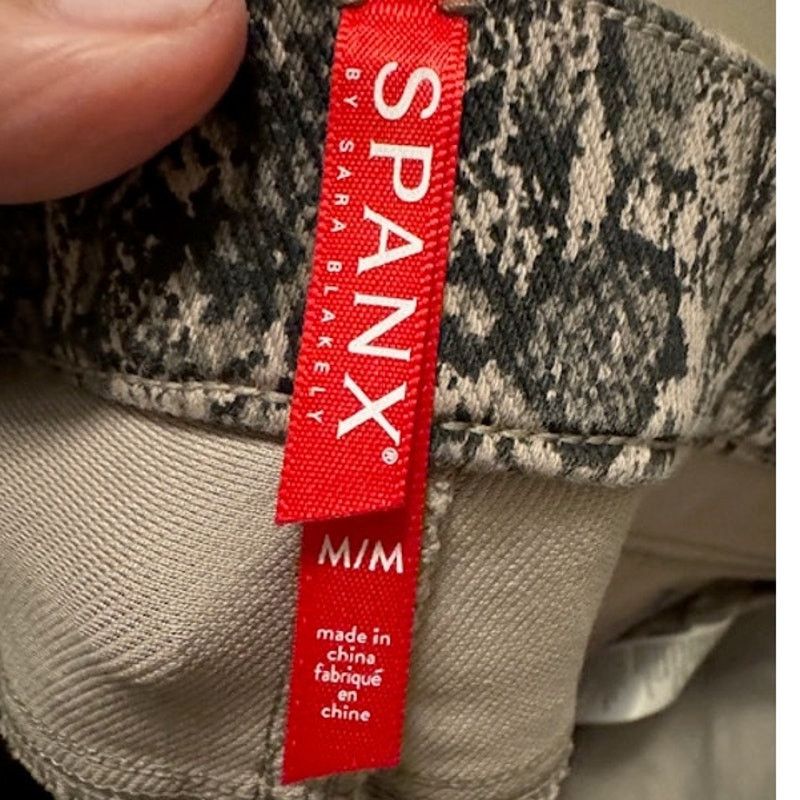 Spanx SPANX NWOT Women's Jeanish Ankle Leggings Taupe Snakeskin M Size 32" / US 10 / IT 46 - 4 Thumbnail