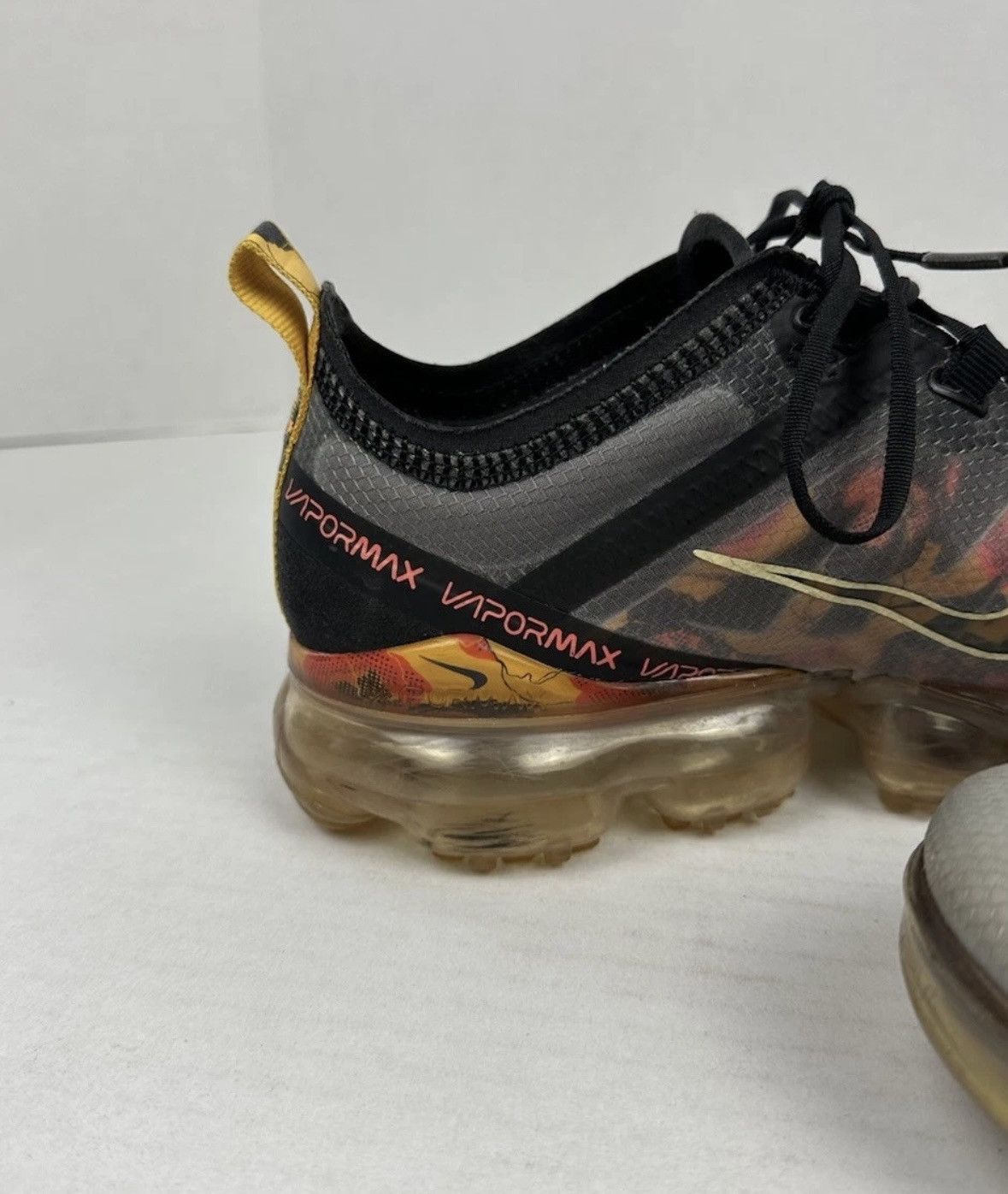 Nike Nike Air VaporMax SE Floral Black Gold Women's CD7094-002 Size US 7.5 / IT 37.5 - 10 Thumbnail