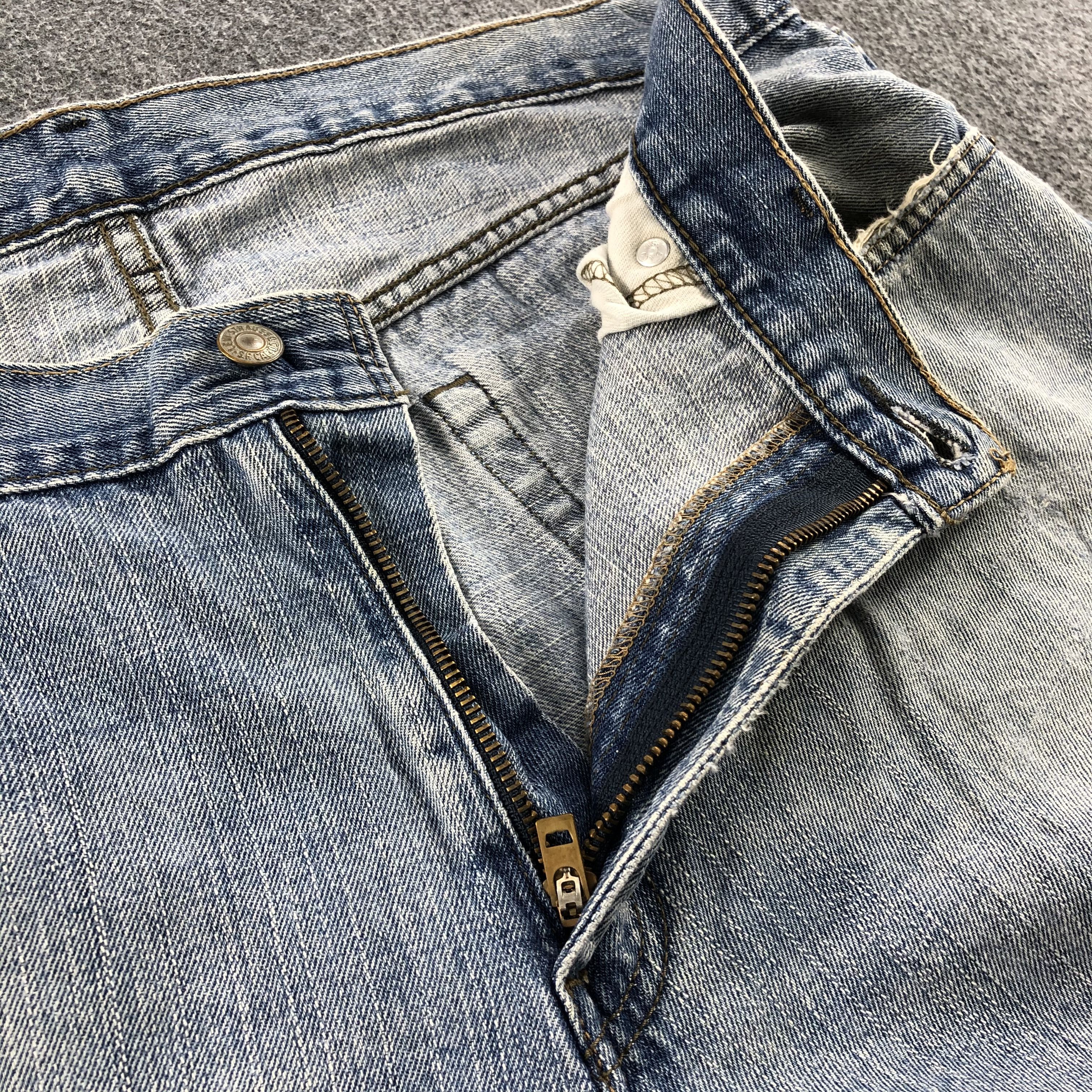 Levi's Light Wash Vintage Levis 559 Jeans-J1137 Size US 36 / EU 52 - 9 Thumbnail
