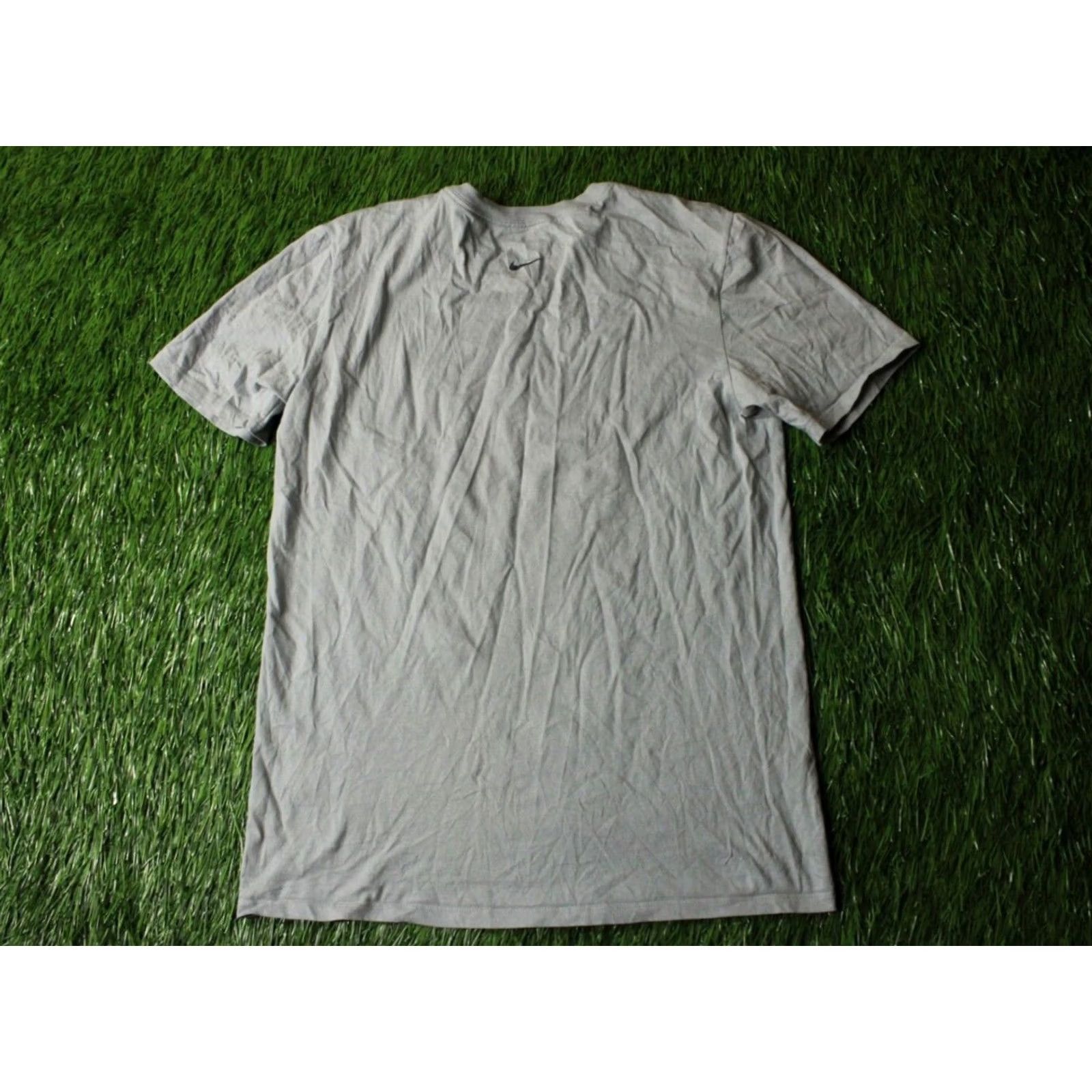 Nike NIKE Shirt Mens M Gray 100% Cotton Short Sleeve Crew Neck T-SHIRT 2015 Casual Jersey Vintage No Size US M / EU 48-50 / 2 - 7 Thumbnail