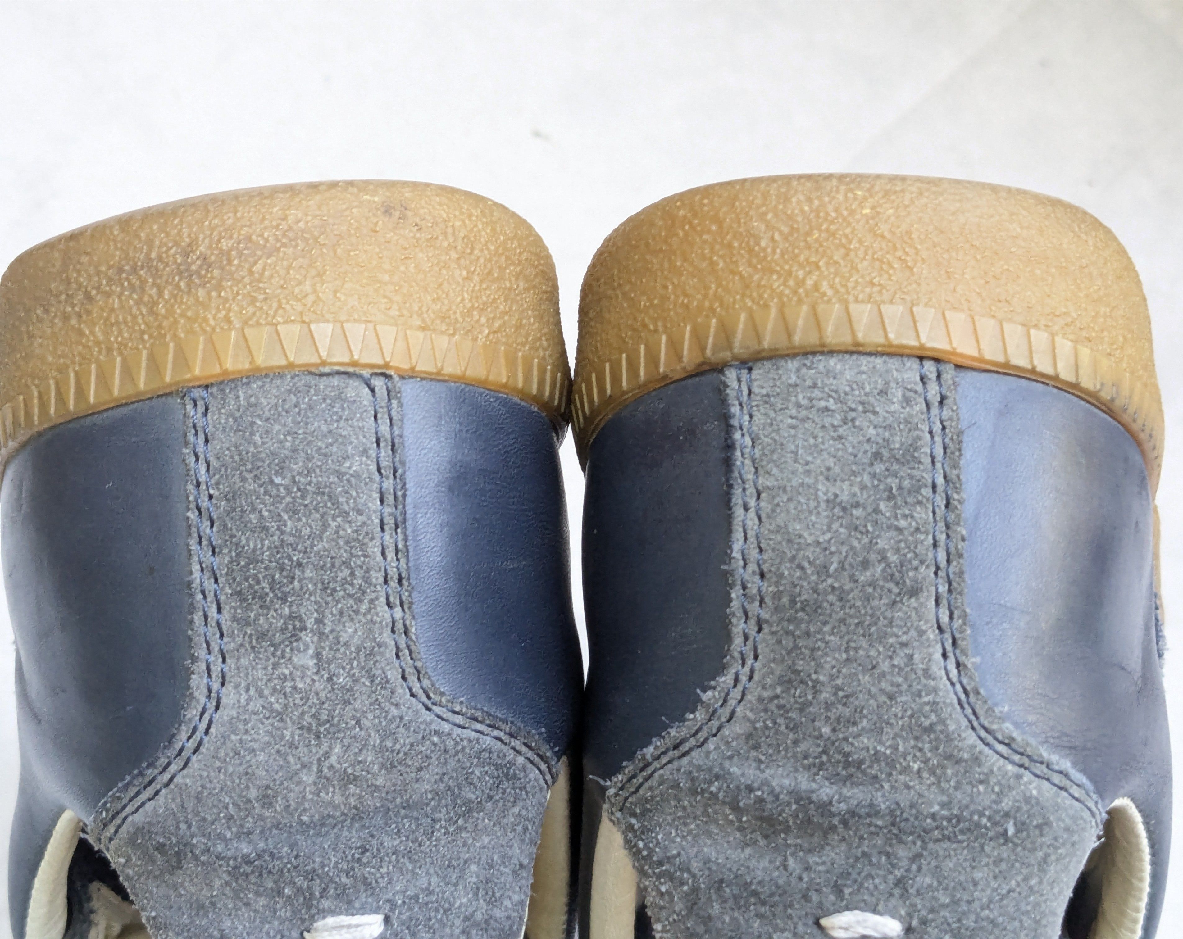 Maison Margiela Maison Margiela Replica GAT Navy Blue 7 40 Low Tops Size US 7 / EU 40 - 18 Thumbnail