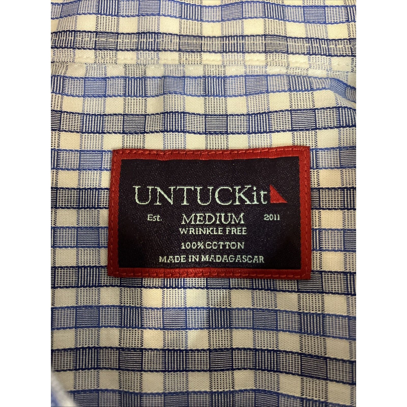 UNTUCKit UNTUCKit Shirt Mens Medium REGULAR Fit Wrinkle Free Button Size US M / EU 48-50 / 2 - 2 Thumbnail