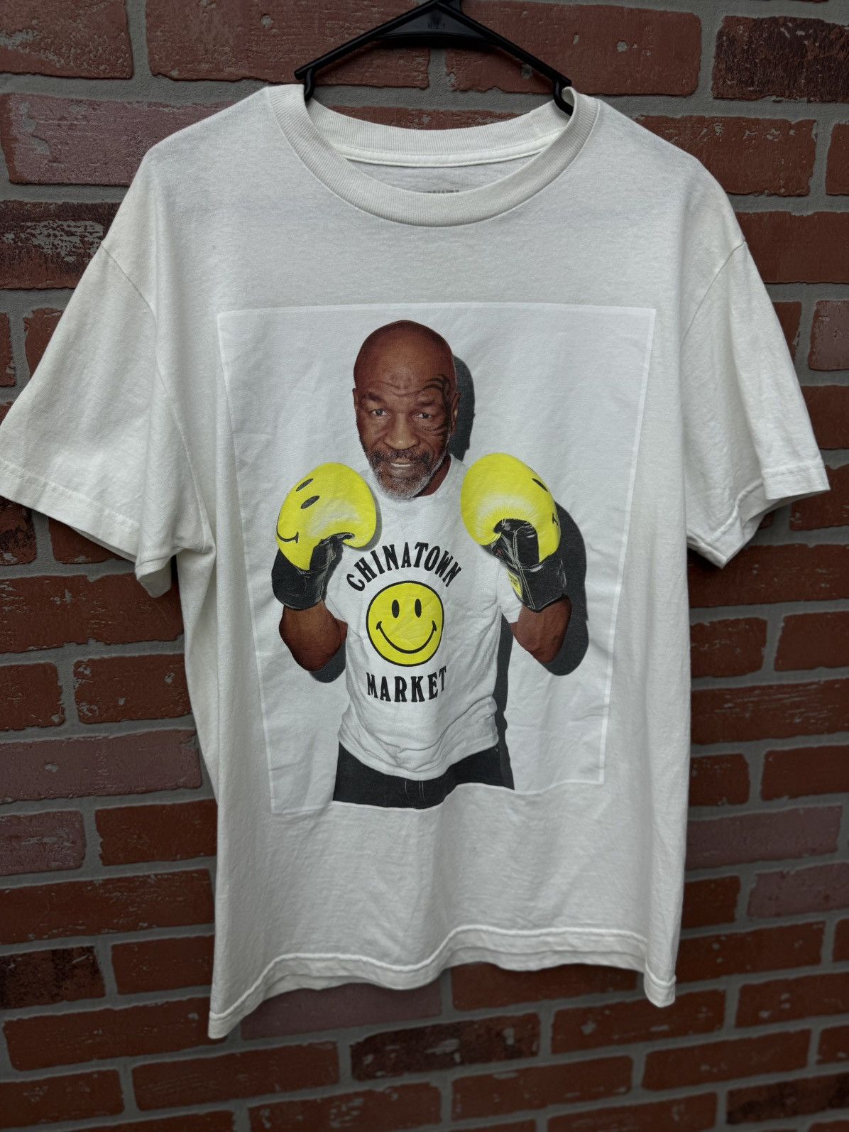 Other Chinatown Market “Mike Tyson” Tee White Size M 🧼 Size US M / EU 48-50 / 2 - 2 Thumbnail