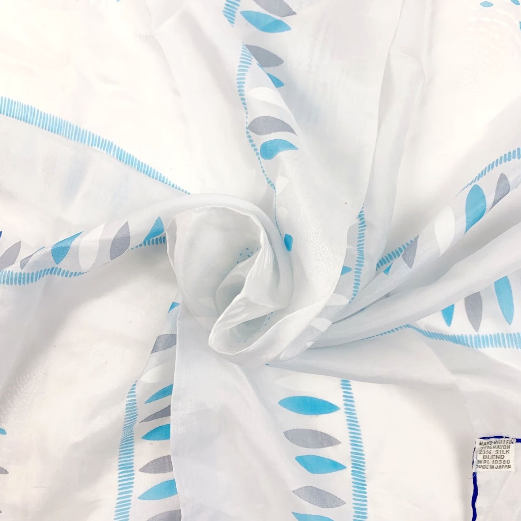 Vintage VINTAGE 1960s Scarf Geometric Blue White 30" x 30" Rayon Silk Hand Rolled Japan Mod Women's Square Scarf Mens Womens Size ONE SIZE - 4 Thumbnail