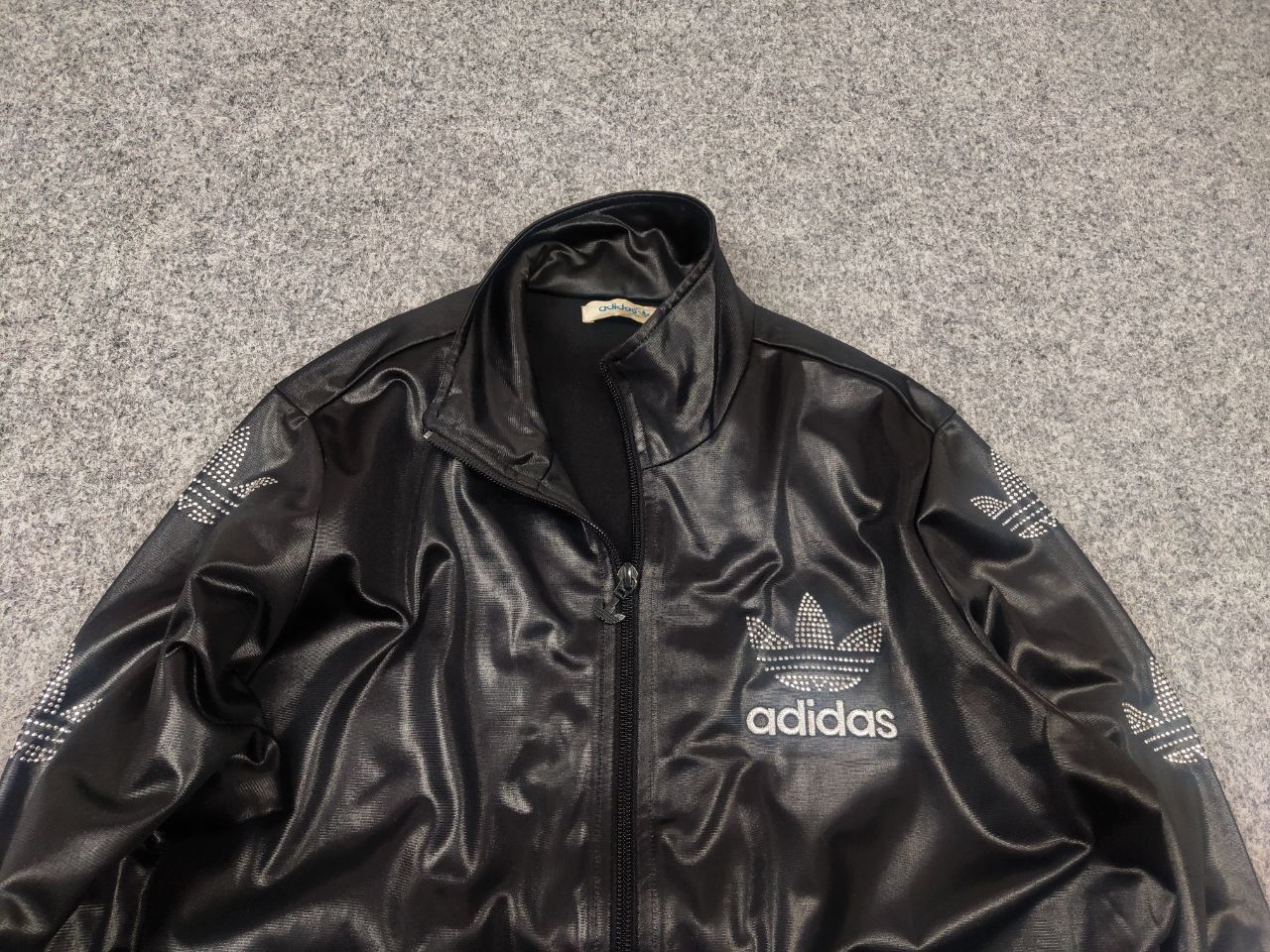 Adidas Vintage Adidas Originals Chile 62 Track Top Zip Jacket Black Size M / US 6-8 / IT 42-44 - 5 Thumbnail