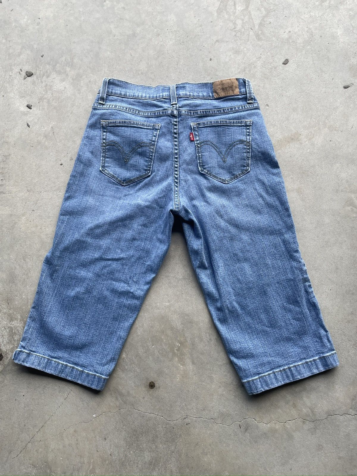 Levi's blue capris levi’s jorts Size US 36 / EU 52 - 3 Thumbnail
