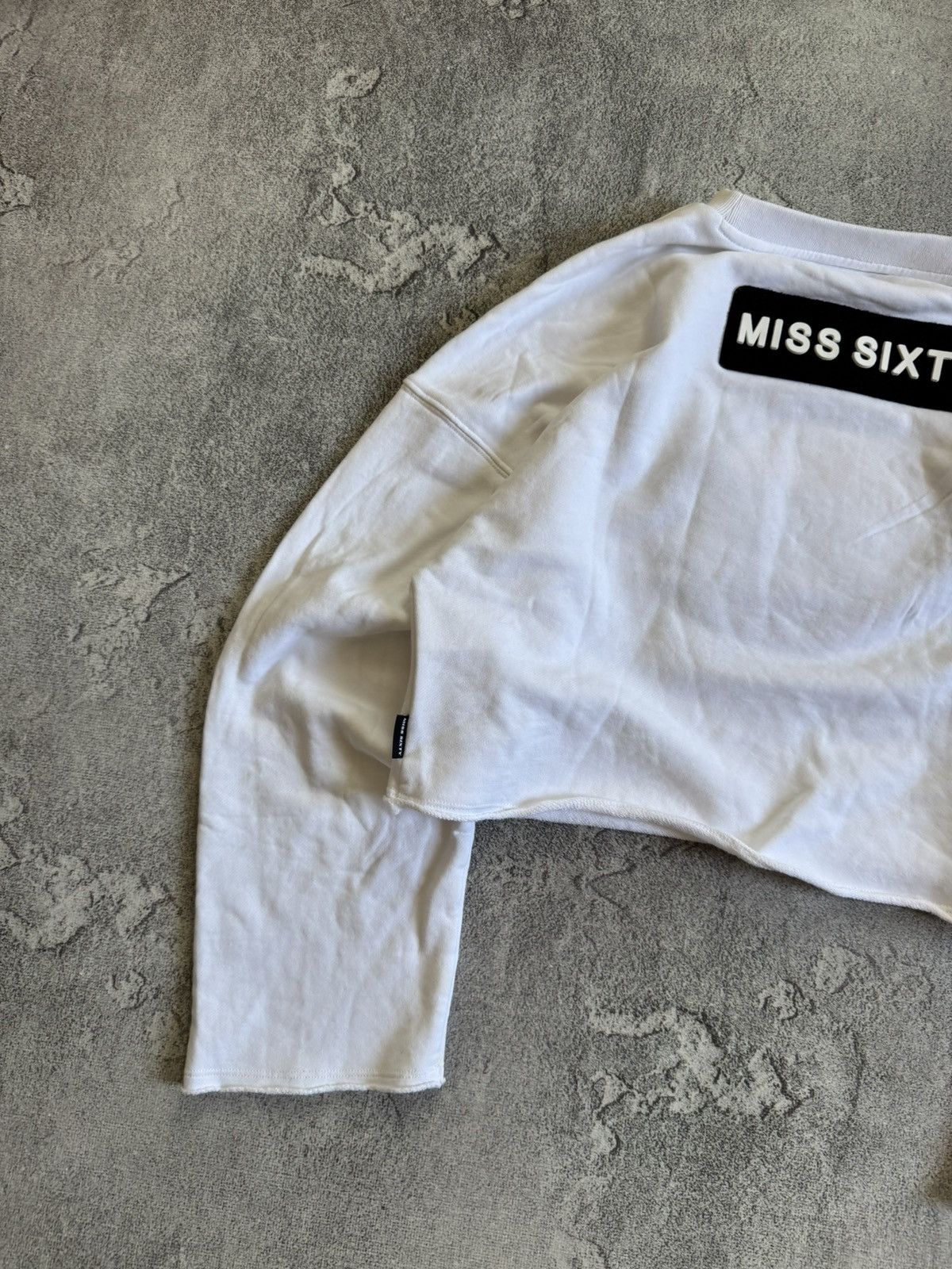 Miss Sixty Miss Sixty big logo smile emoji sweatshirts crop jumper top Size XS / US 0-2 / IT 36-38 - 12 Thumbnail