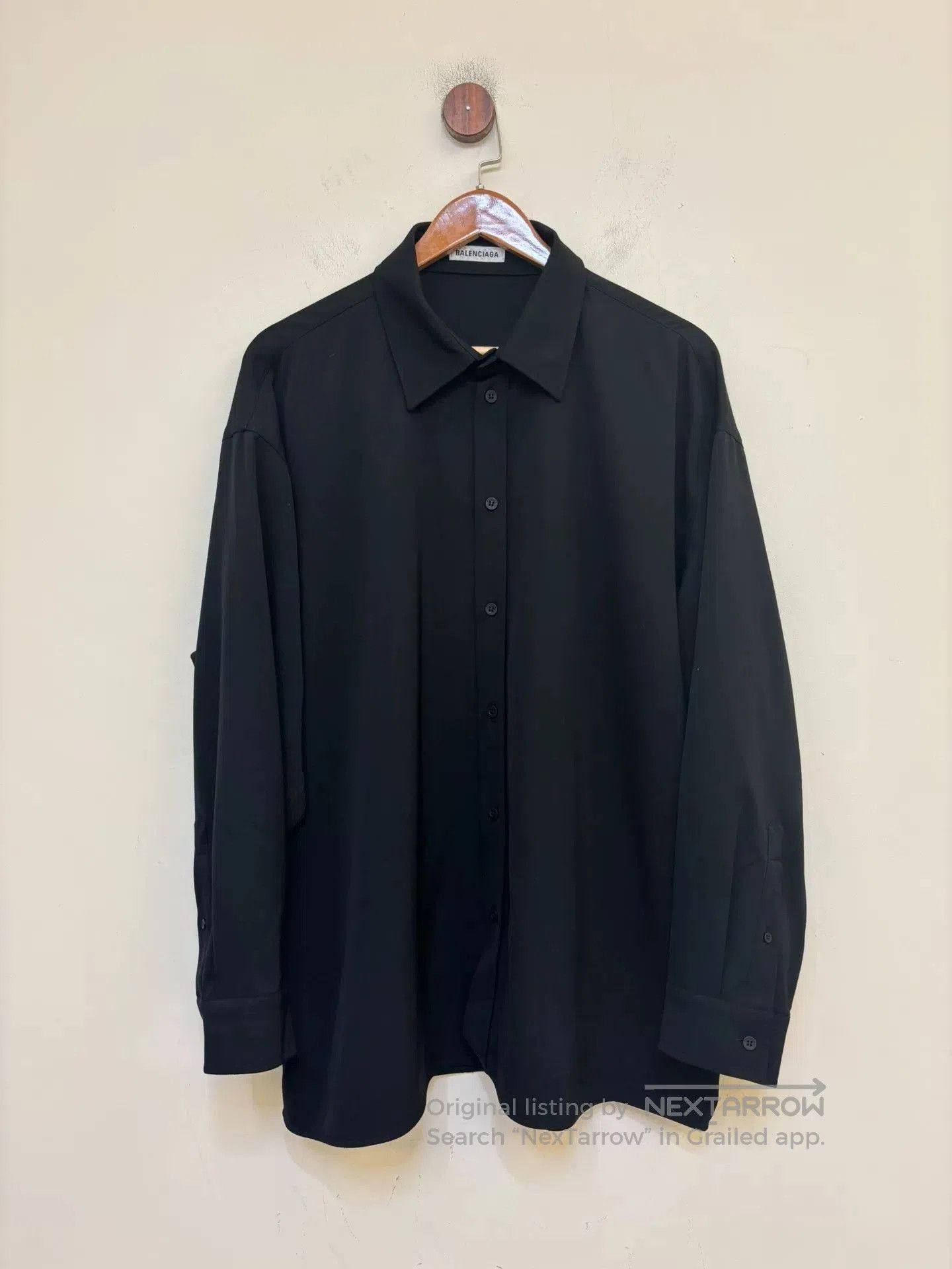 Balenciaga Balenciaga Fine Wool Shirt. Size US L / EU 52-54 / 3 - 1 Thumbnail