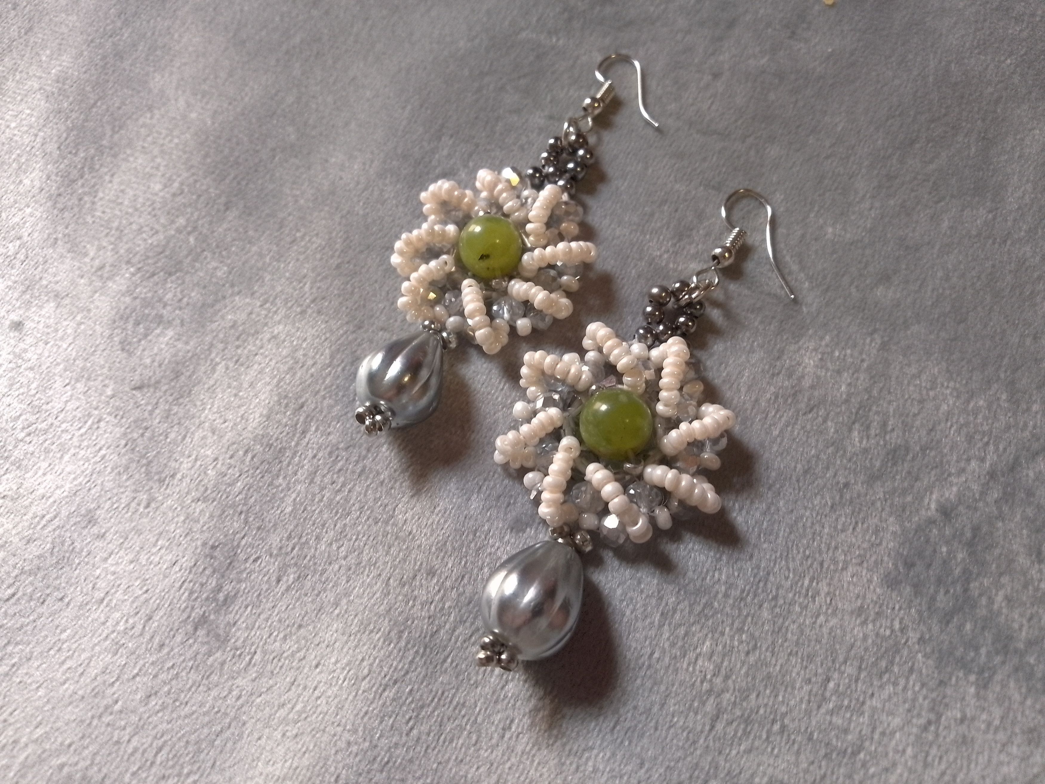 Handmade Earrings. Vintage Style Green Jade Gemstones Chakra Size ONE SIZE - 1 Thumbnail