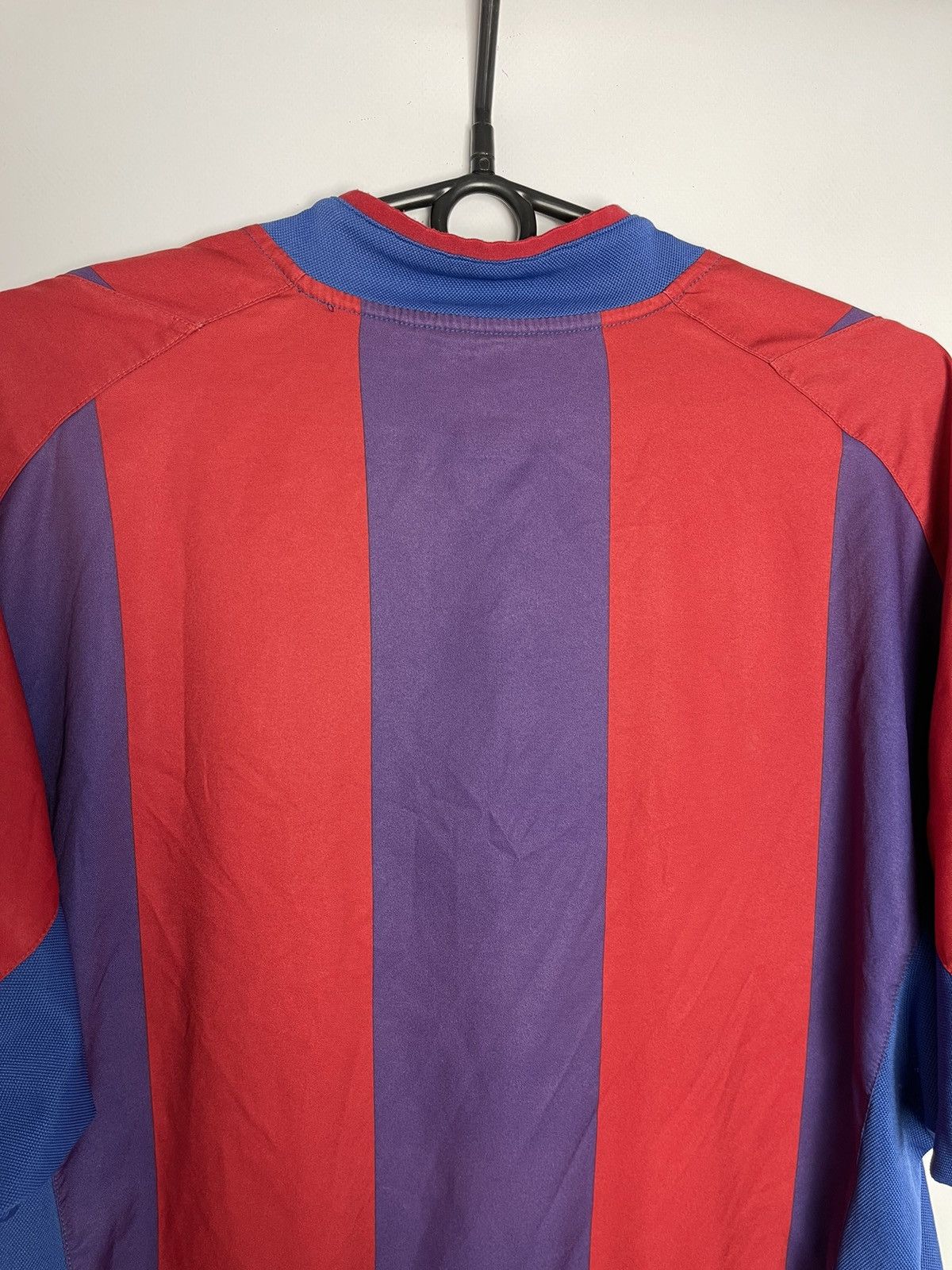 Vintage Nike Barcelona soccer jersey striped total 90 size S