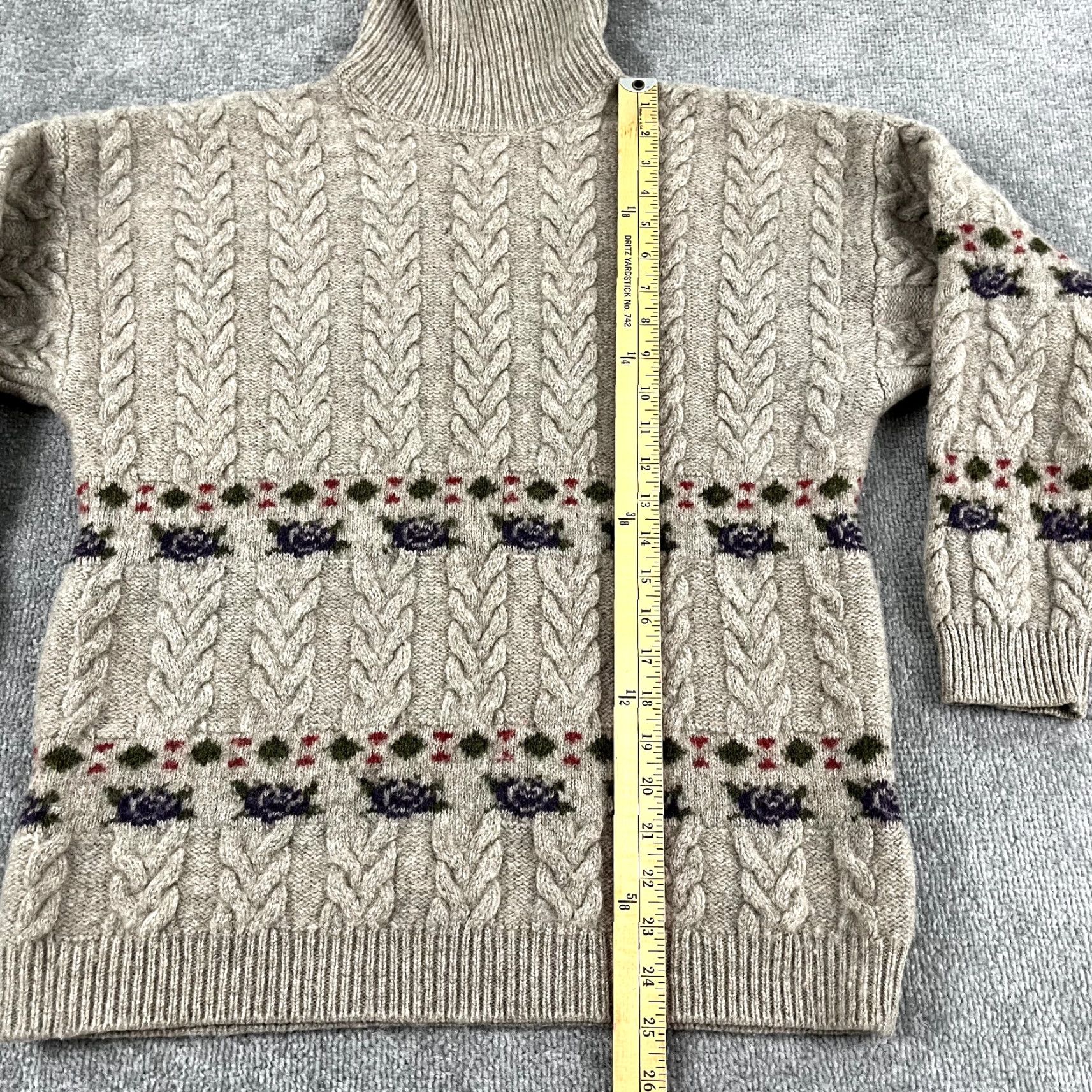United Colors Of Benetton UNITED COLORS of BENETTON Sweater Womens Size 50 M/L Brown Shetland Wool Granny Size L / US 10 / IT 46 - 4 Thumbnail