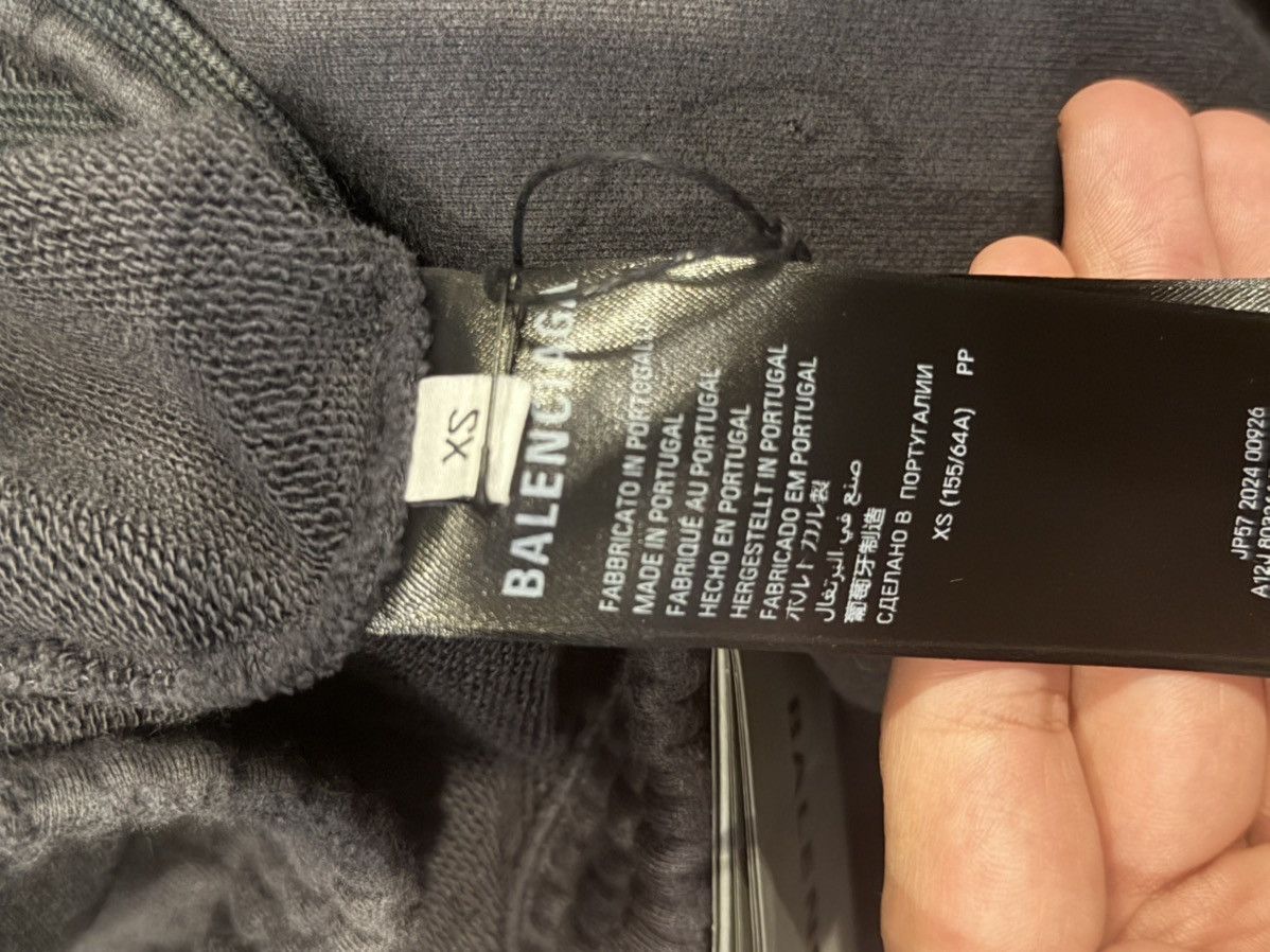 Balenciaga Balenciaga Planet Earth SweatPants Size US 30 / EU 46 - 5 Thumbnail