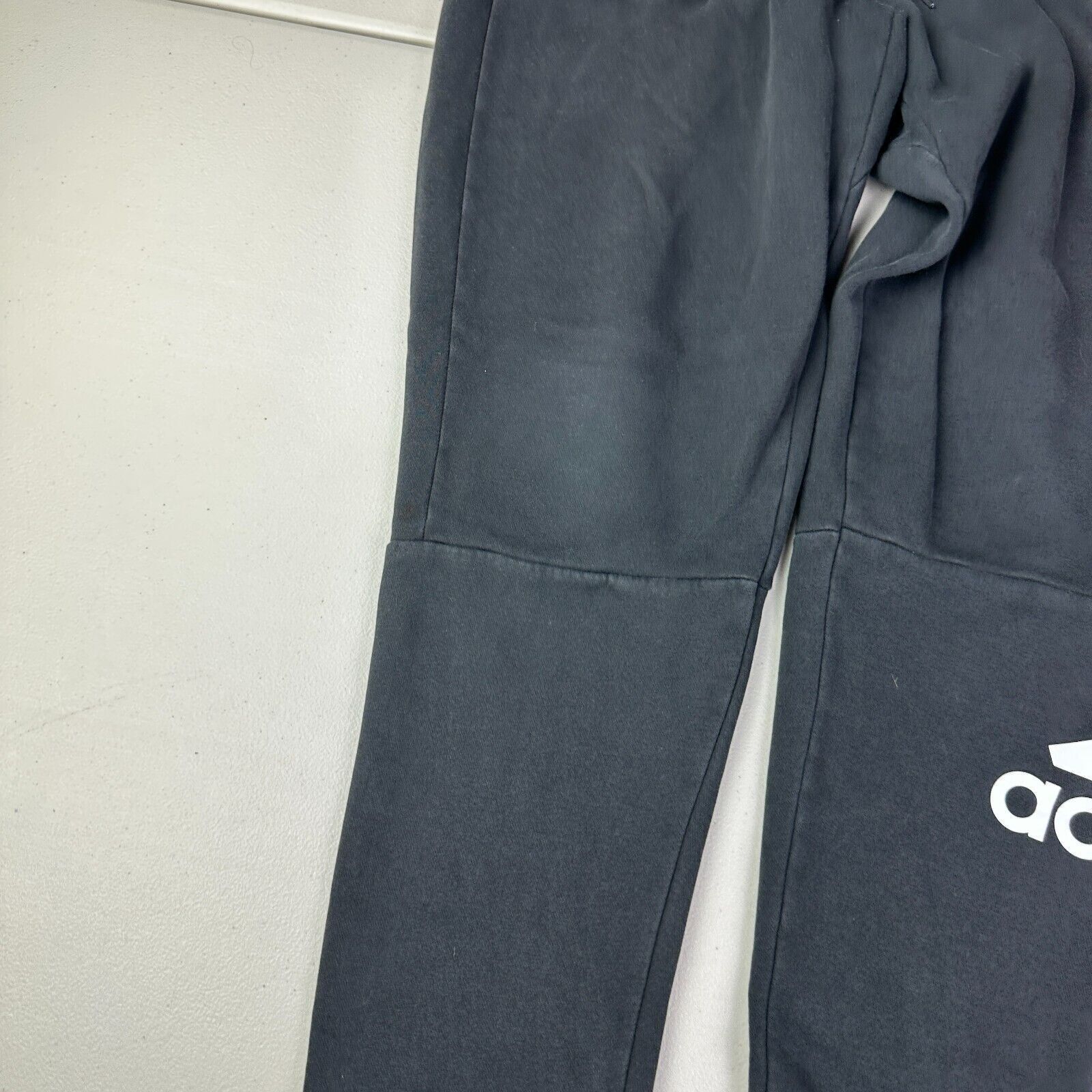 Adidas Adidas Sweatpants Mens Athletic Pants Black Logo Drawstrings Size US 28 / EU 44 - 4 Thumbnail