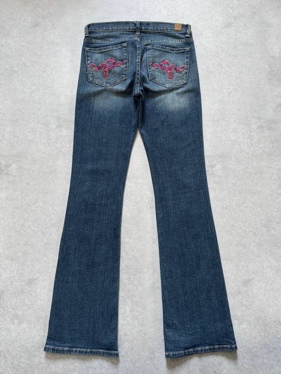 Guess Vintage Y2K Guess Bootcut Flared Jeans Floral Embroidered Size 27" / US 4 / IT 40 - 2 Thumbnail