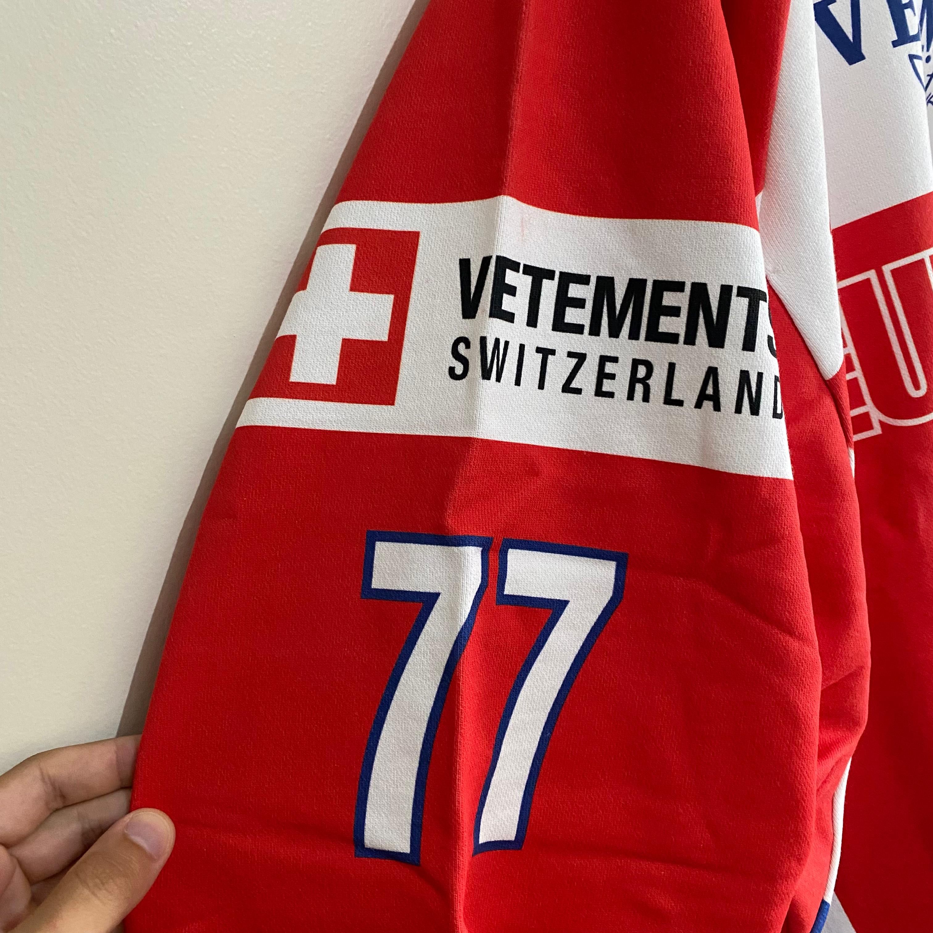 Vetements Red Helvetica Racing Logo Oversized Hockey Jersey Size US S / EU 44-46 / 1 - 7 Thumbnail