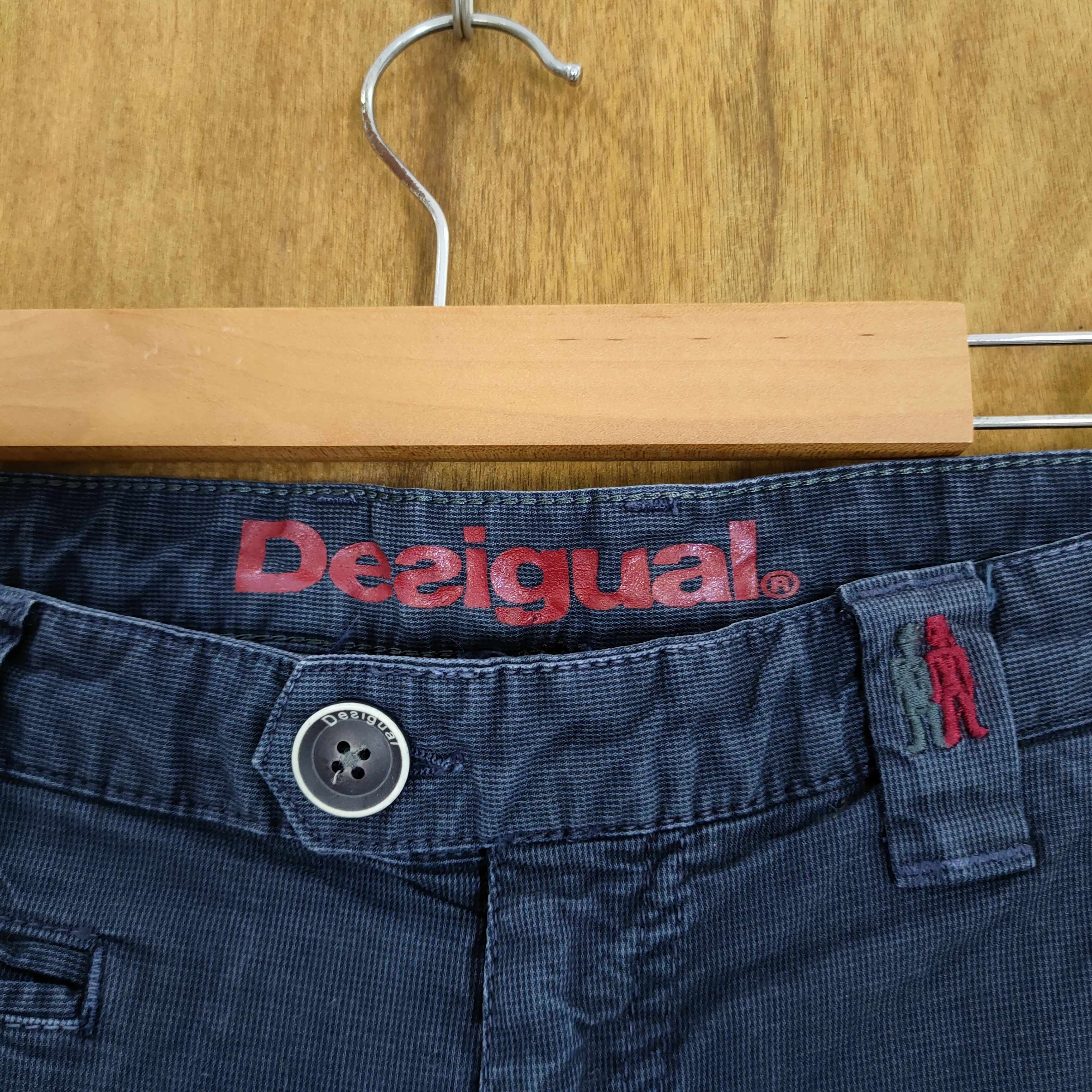 Desigual DESIGUAL DARK BLUE SKINNY CARGO PANTS Size US 30 / EU 46 - 6 Thumbnail