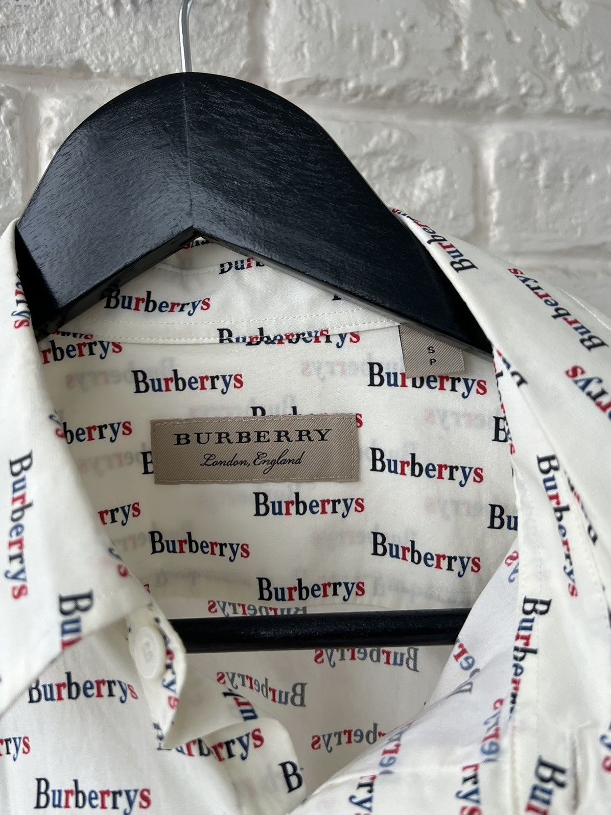 Burberry Burberry London Monogram Burberrys Logo Button Up Shirt Size US S / EU 44-46 / 1 - 5 Thumbnail