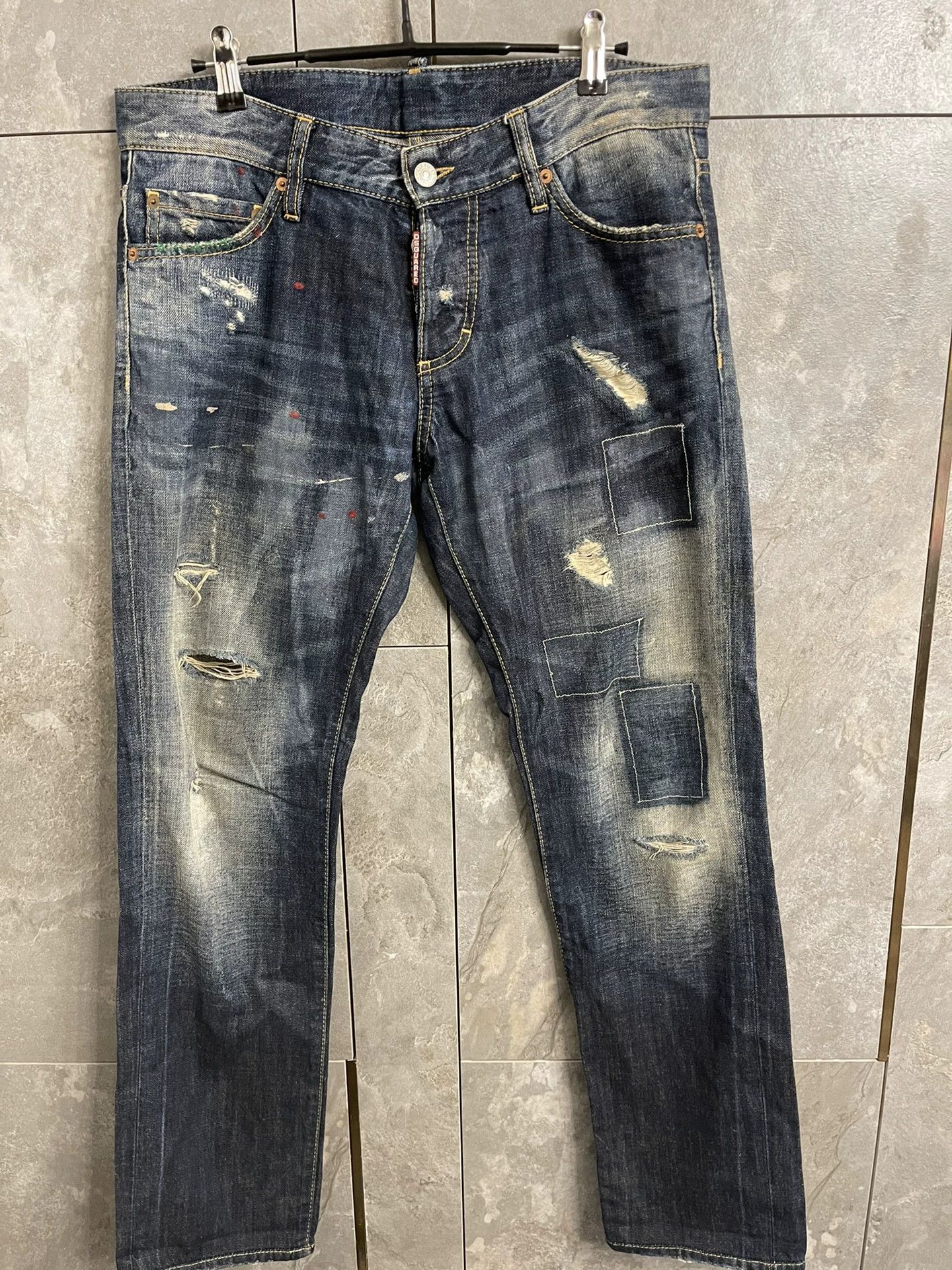 Dsquared2 distressed dsquared2 denim jeans for men Size US 26 / EU 42 - 1 Thumbnail