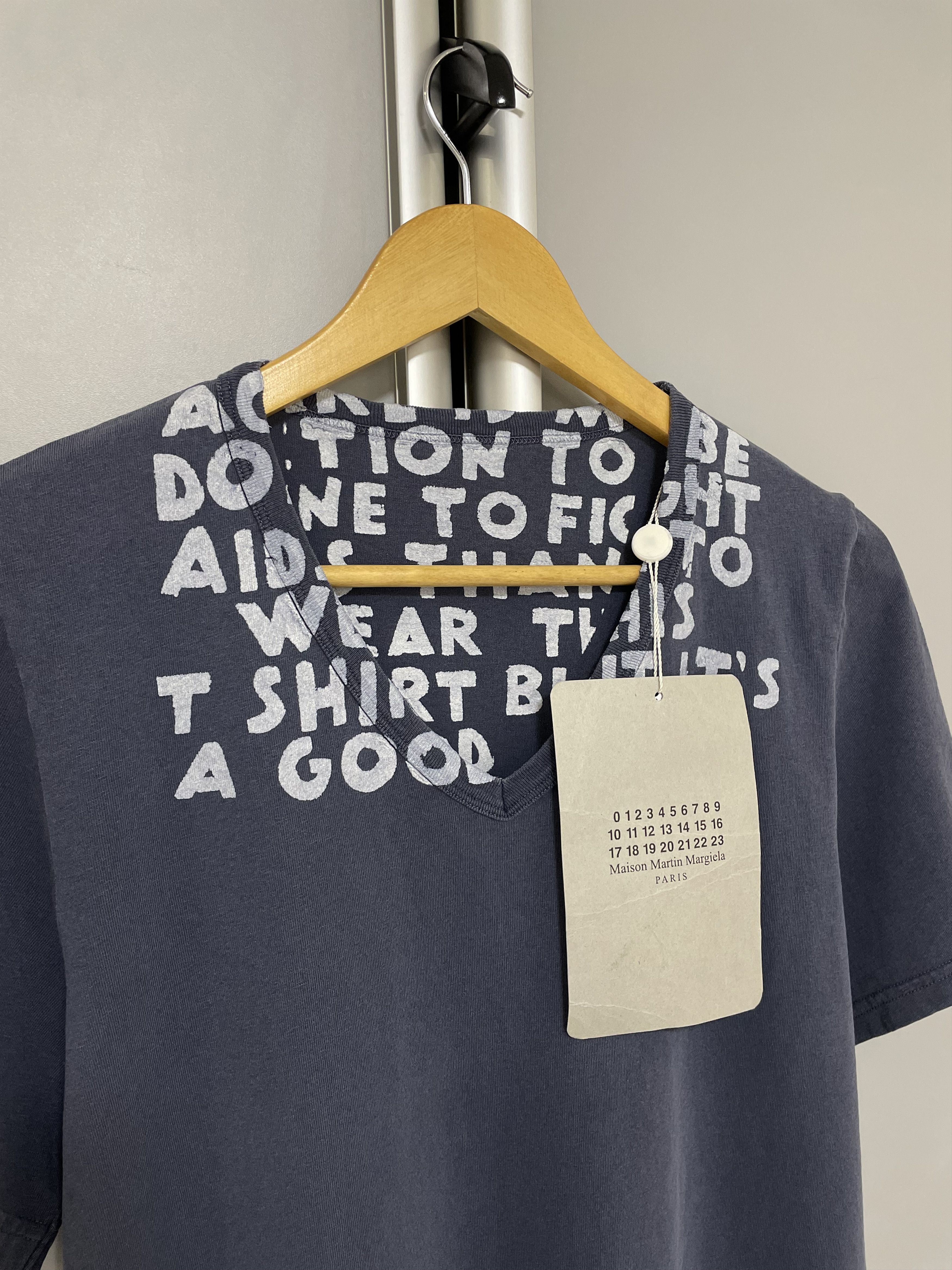 Maison Margiela MAISON MARTIN MARGIELA AIDS Awareness T-Shirt Tee Washed Size US S / EU 44-46 / 1 - 7 Thumbnail