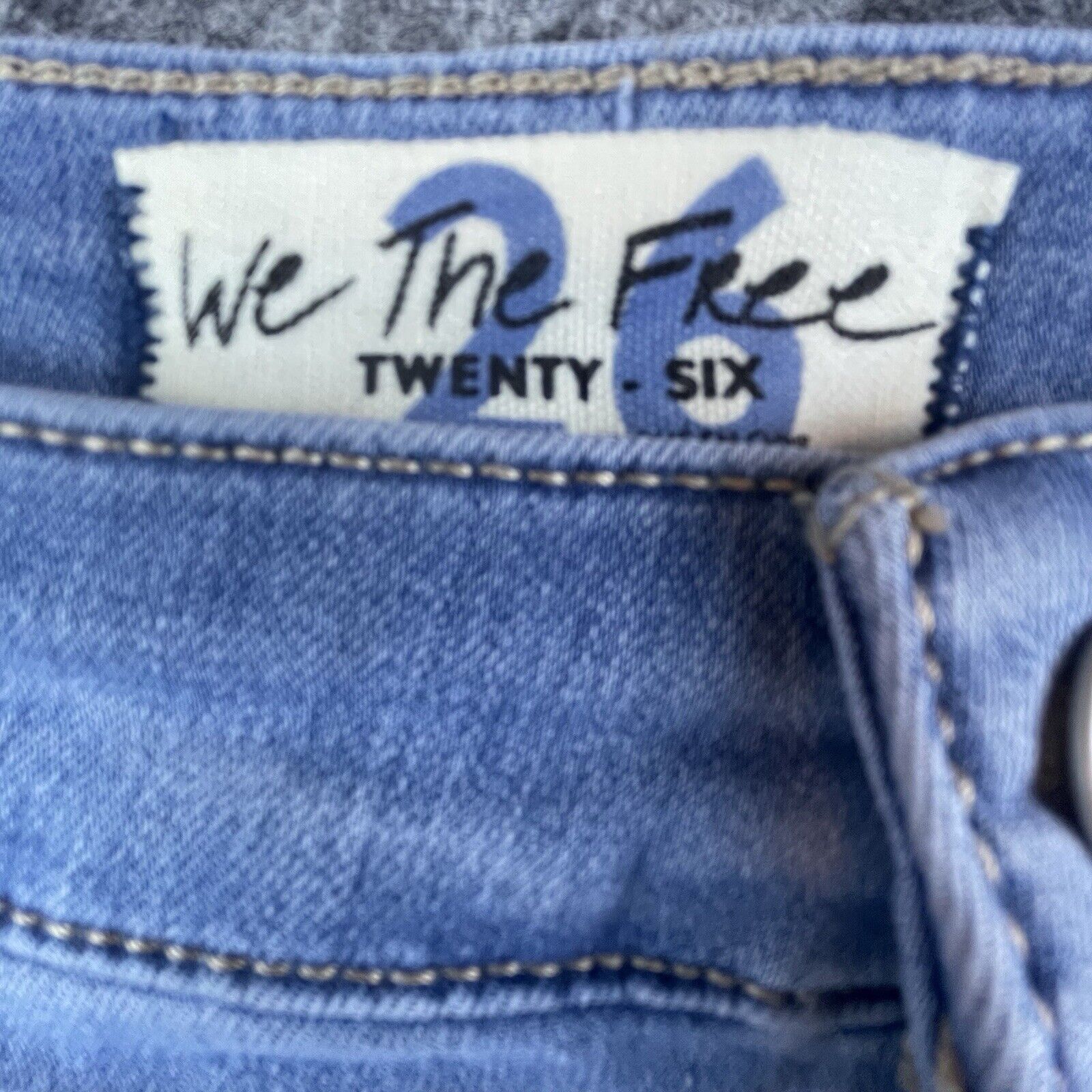 Free People We The Free People Jeans 26 Big Flare Raw Fray Bell Bottom Size 26" / US 2 / IT 38 - 4 Thumbnail