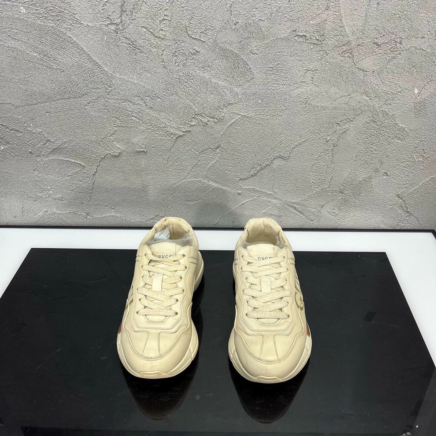 Gucci Women's Dad Sneakers 35.5 95 New TC00308