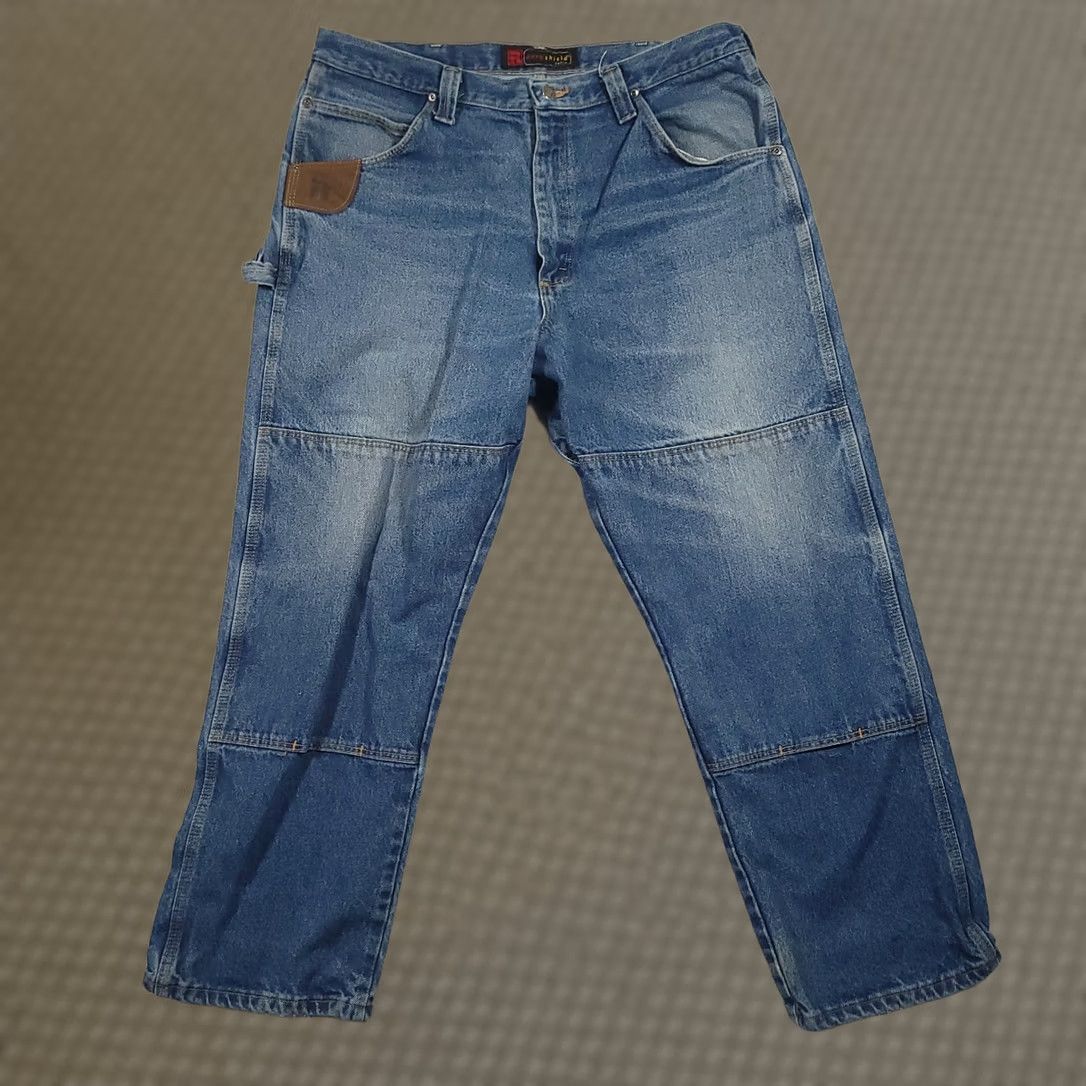 Wrangler Wrangler Riggs Workwear Jeans Dura Shield Denim Blue Mens 38x30 Zip Button Straight Relaxed 5-Pocket Denim Classic Workwear Mens Jeans ESG Size US 38 / EU 54 - 1 Thumbnail