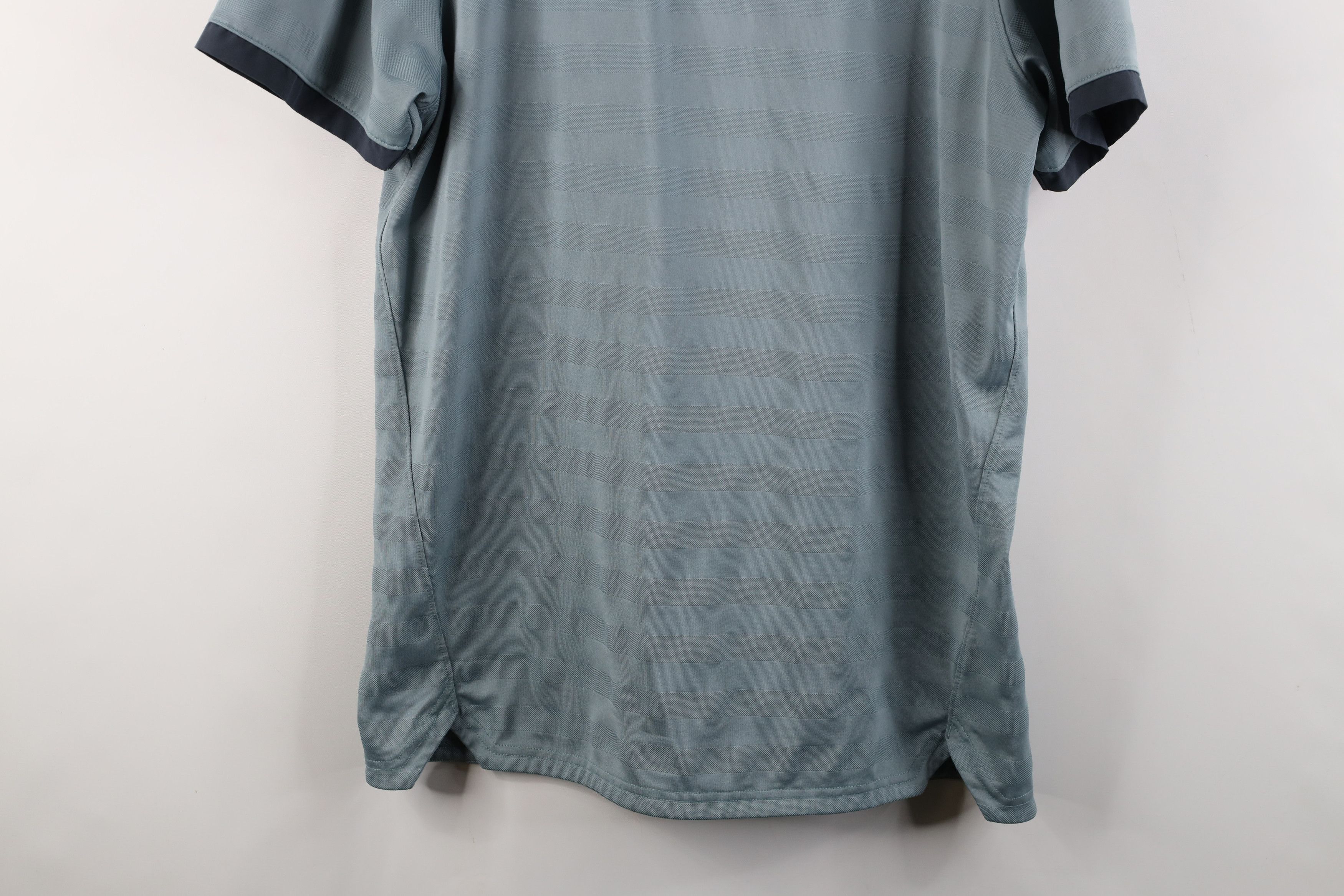 Oakley × Vintage Vintage Y2K Oakley O Logo Knit Collared Golf Polo Gray Size US L / EU 52-54 / 3 - 3 Thumbnail