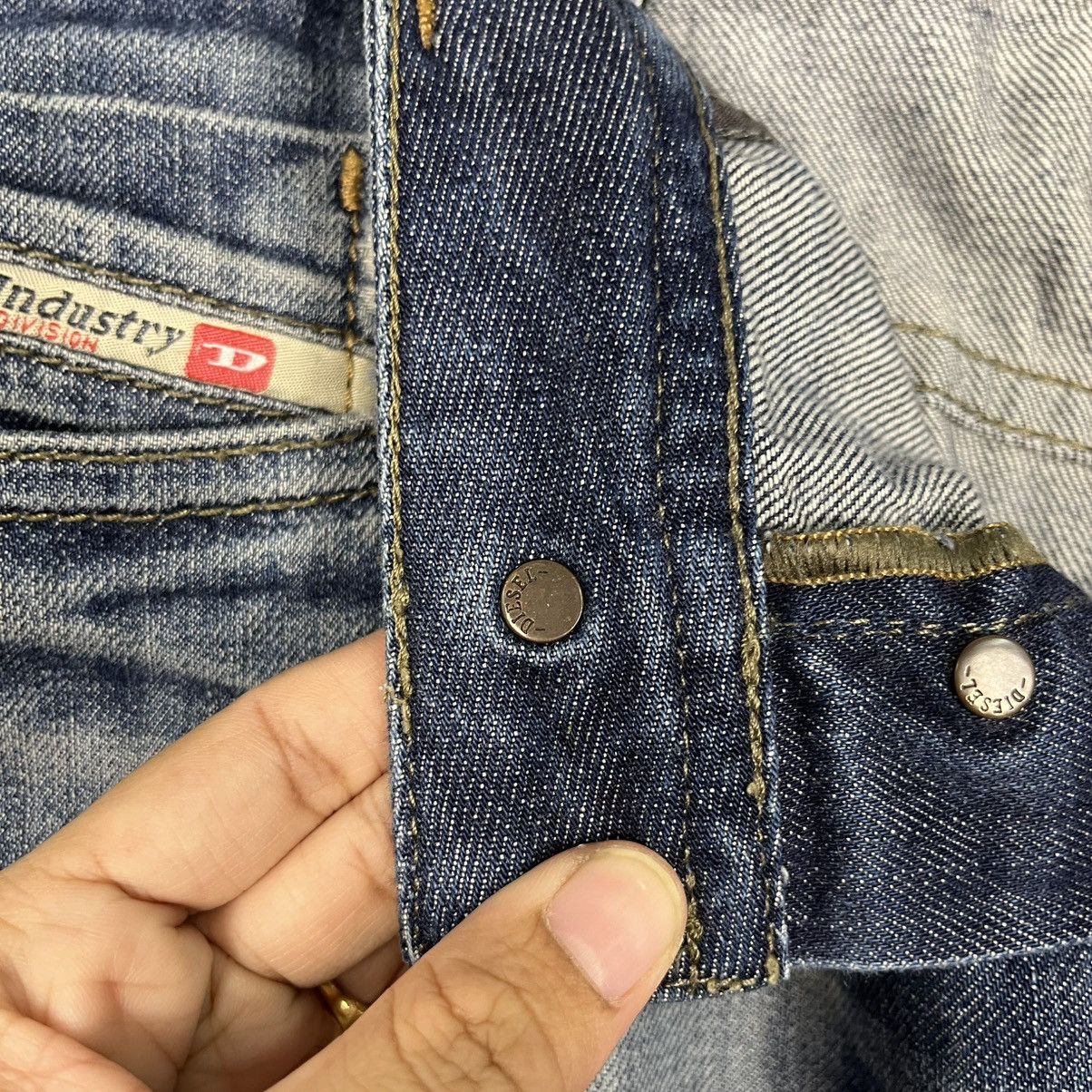 Diesel Vintage Diesel Distressed Denim Jeans Size US 32 / EU 48 - 19 Thumbnail