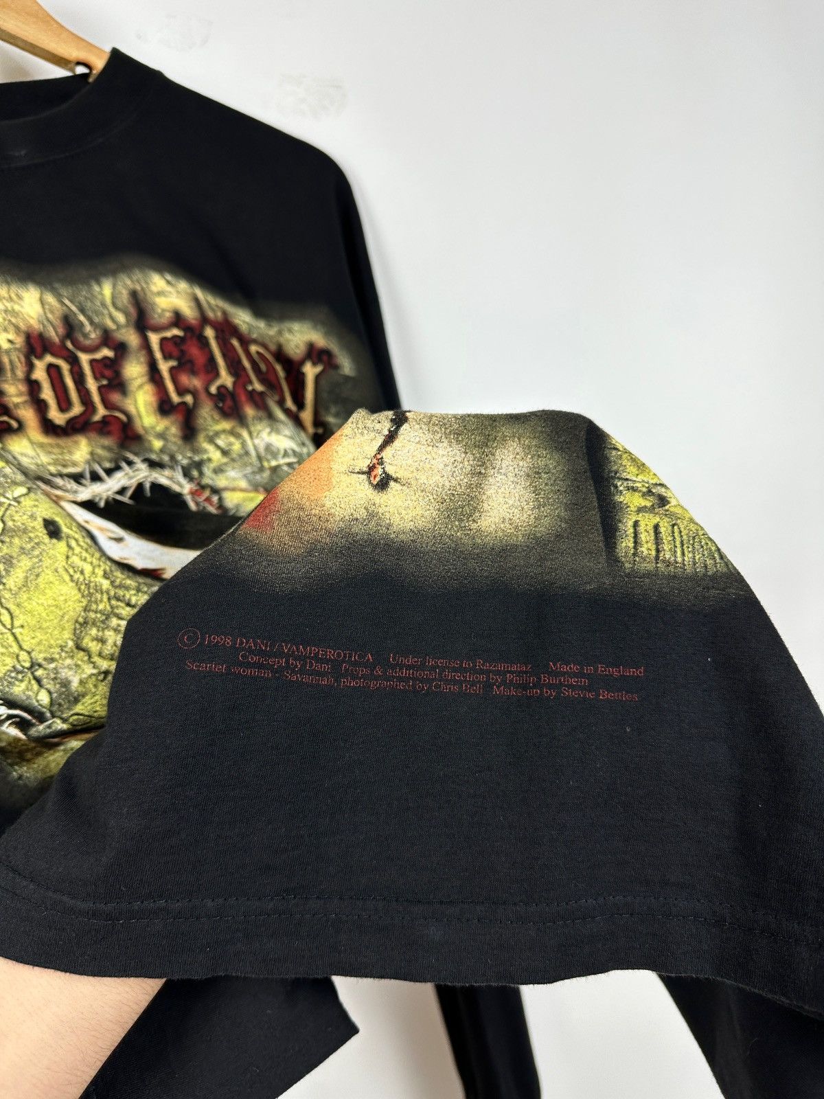Band Tees 1998 Vintage Cradle of Filth Praise The Whore Long Sleeve Size US XL / EU 56 / 4 - 23 Thumbnail