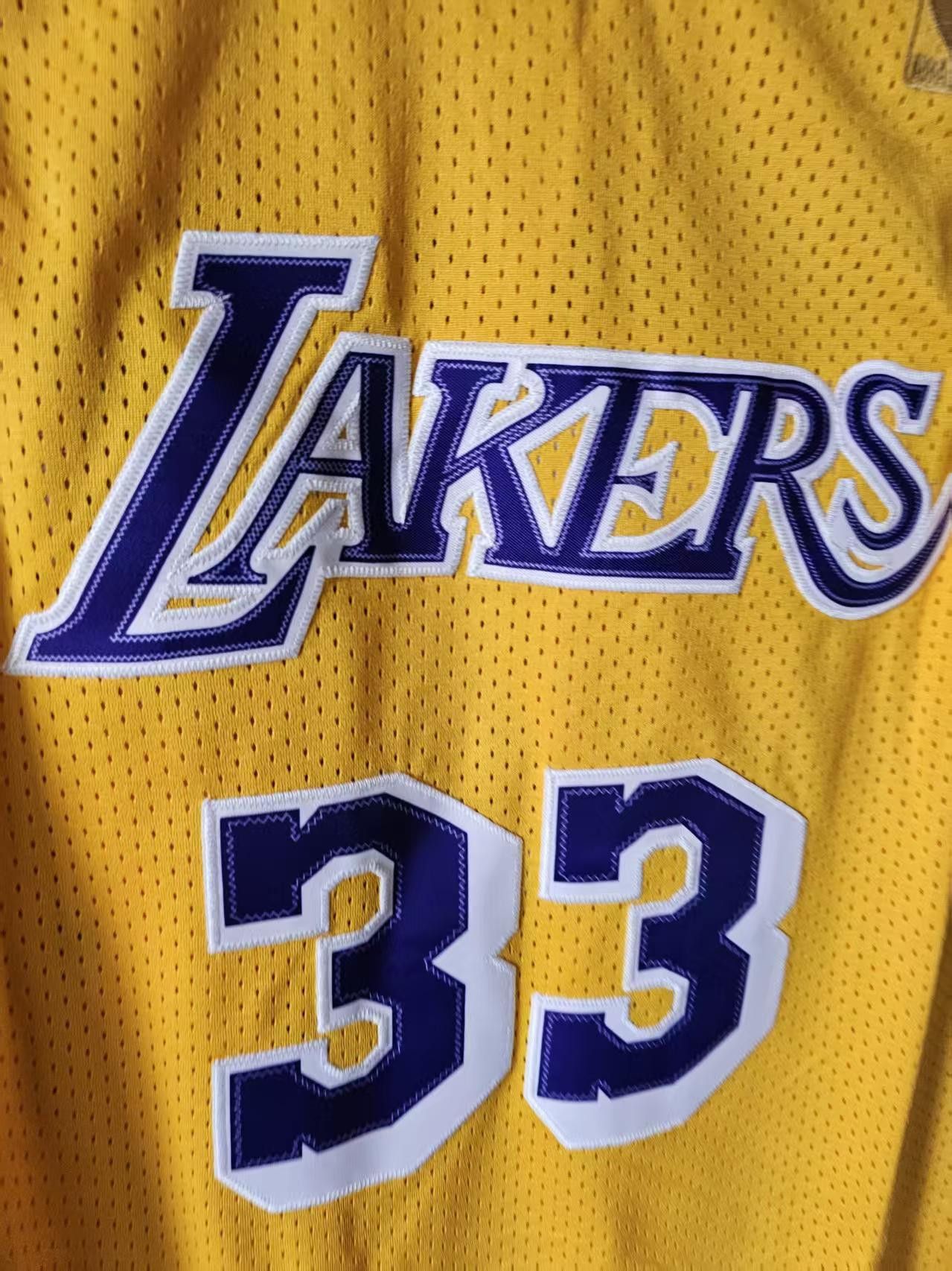 NBA Lakers #33 Abdul-Jabbar Jersey Yellow Size US XL / EU 56 / 4 - 3 Thumbnail