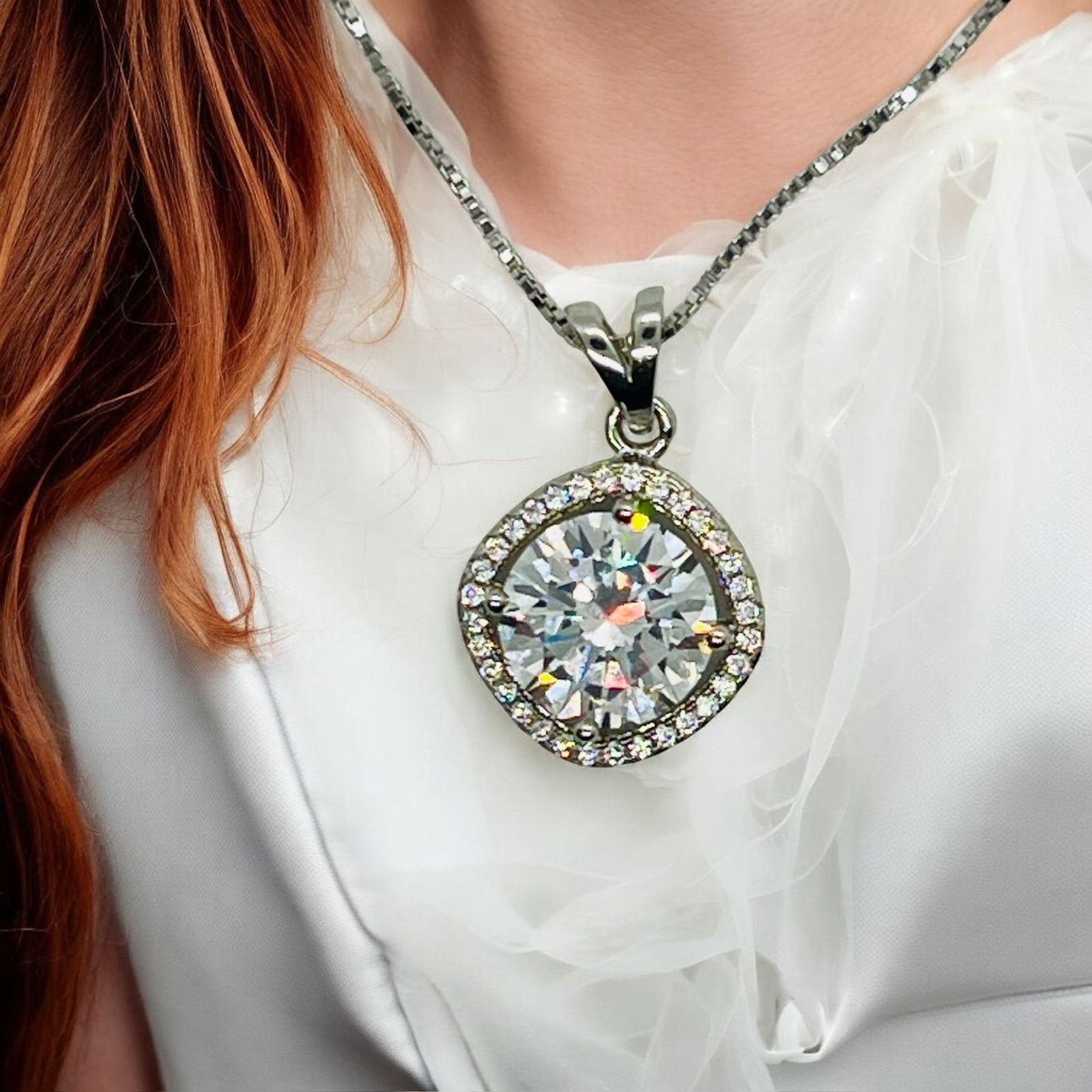 Vintage Italian Sterling Silver Cubic Zirconia Halo Pendant Necklace Size ONE SIZE - 12 Thumbnail