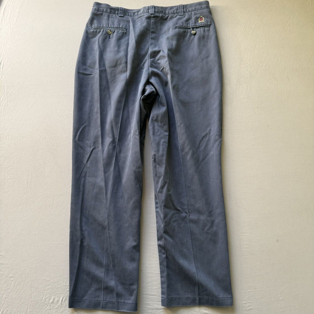 Designer × Tommy Hilfiger × Vintage Vintage Tommy Hilfiger Pleated Front Chino Pants Size US 36 / EU 52 - 2 Thumbnail