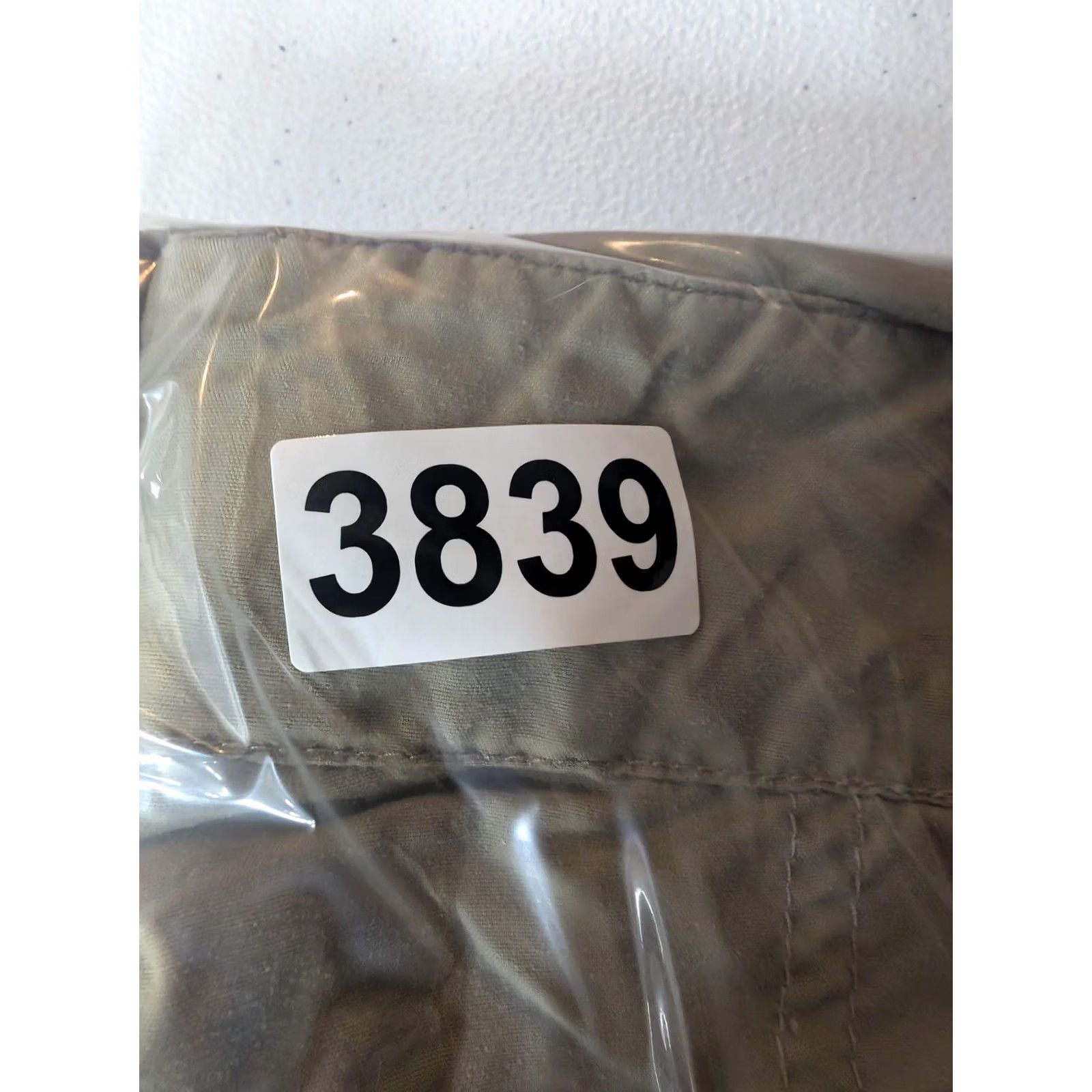 Mountain Hardwear Mountain Hardwear Hiking Jogger Pants Mens 34x31 Beige Nylon Elastic Outdoor Size US 34 / EU 50 - 7 Thumbnail