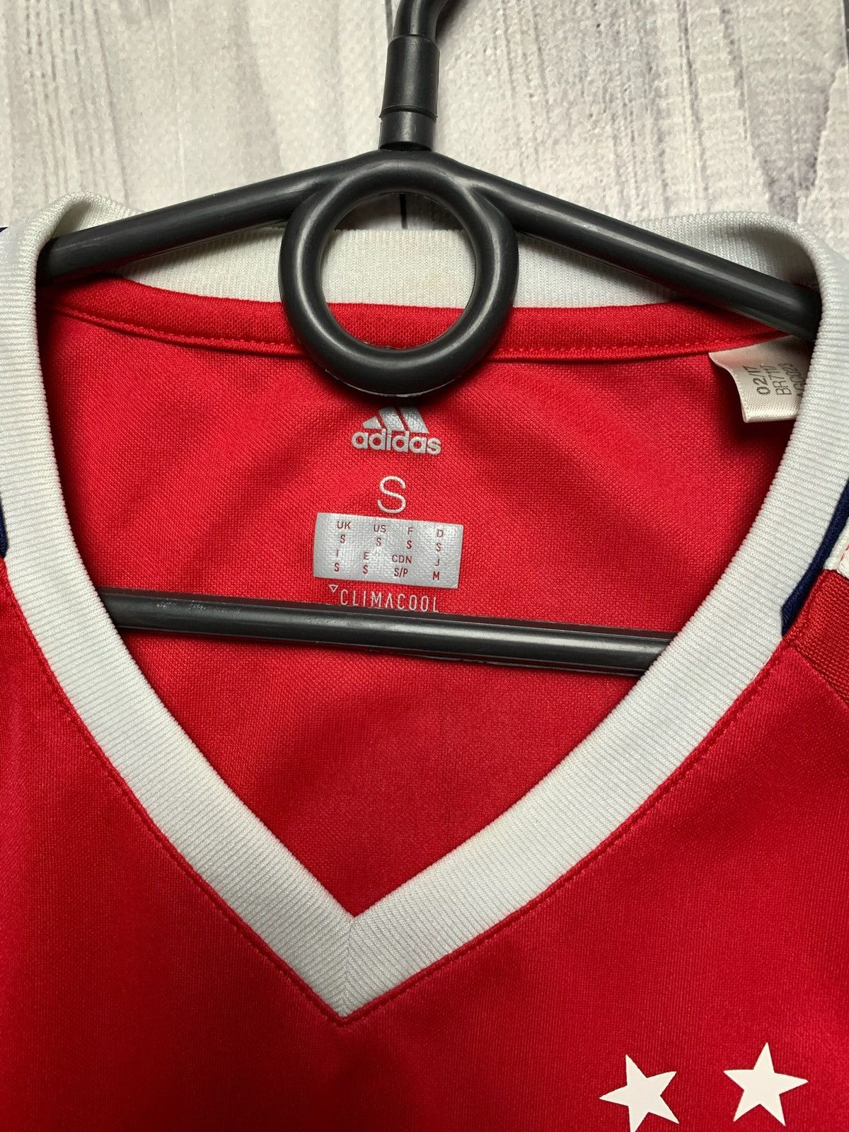 Adidas × Vintage Vintage adidas Ajax soccer jersey size S red Size US S / EU 44-46 / 1 - 3 Thumbnail
