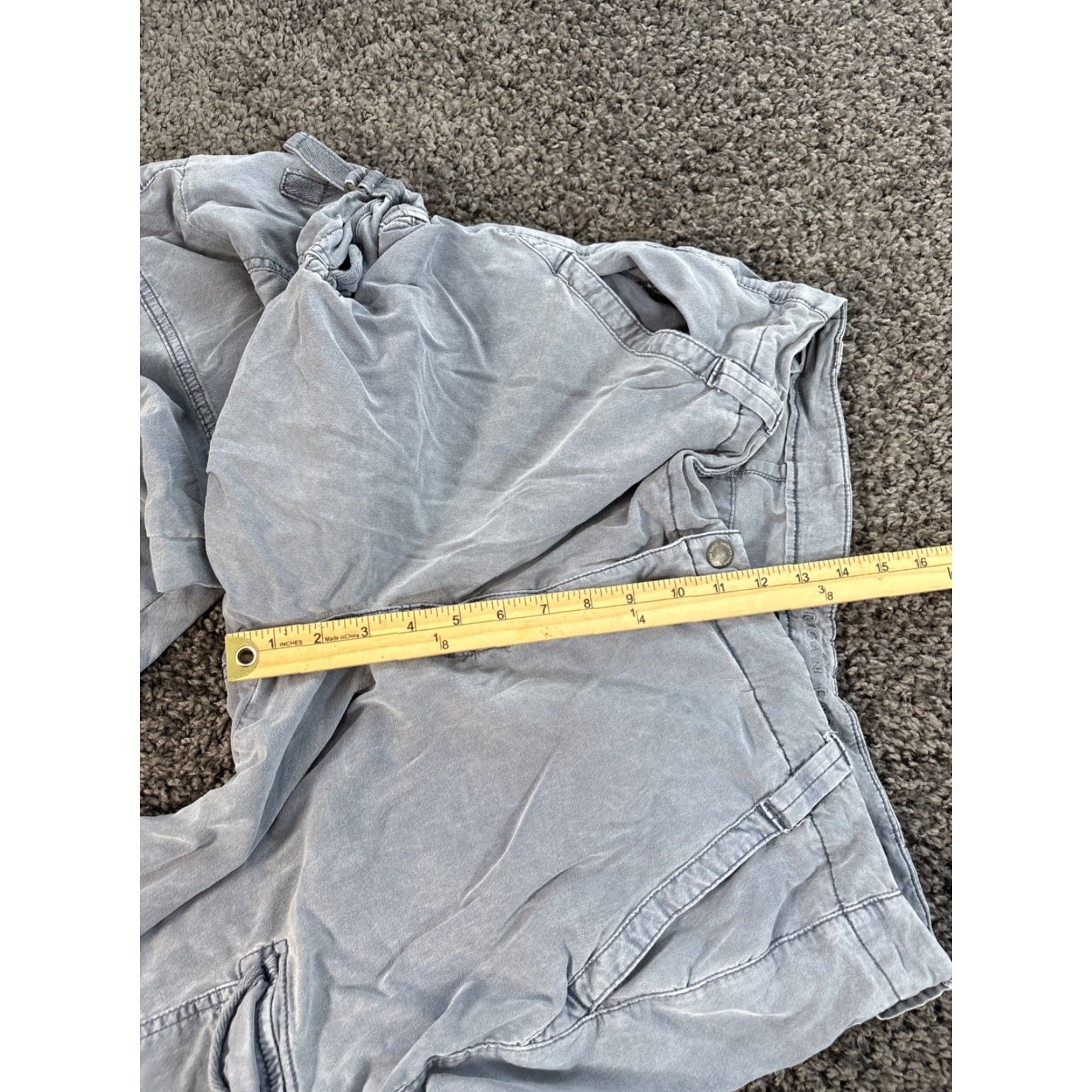 American Eagle Outfitters VINTAGE? American Eagle Pants Cargo Wide-Leg Baggy Blue 18 Women Womens Size 18 Wide-Leg Cargo Pants Blue American Eagle Outfitters Pants Womans 18 Size 40" / US 18 - 6 Thumbnail