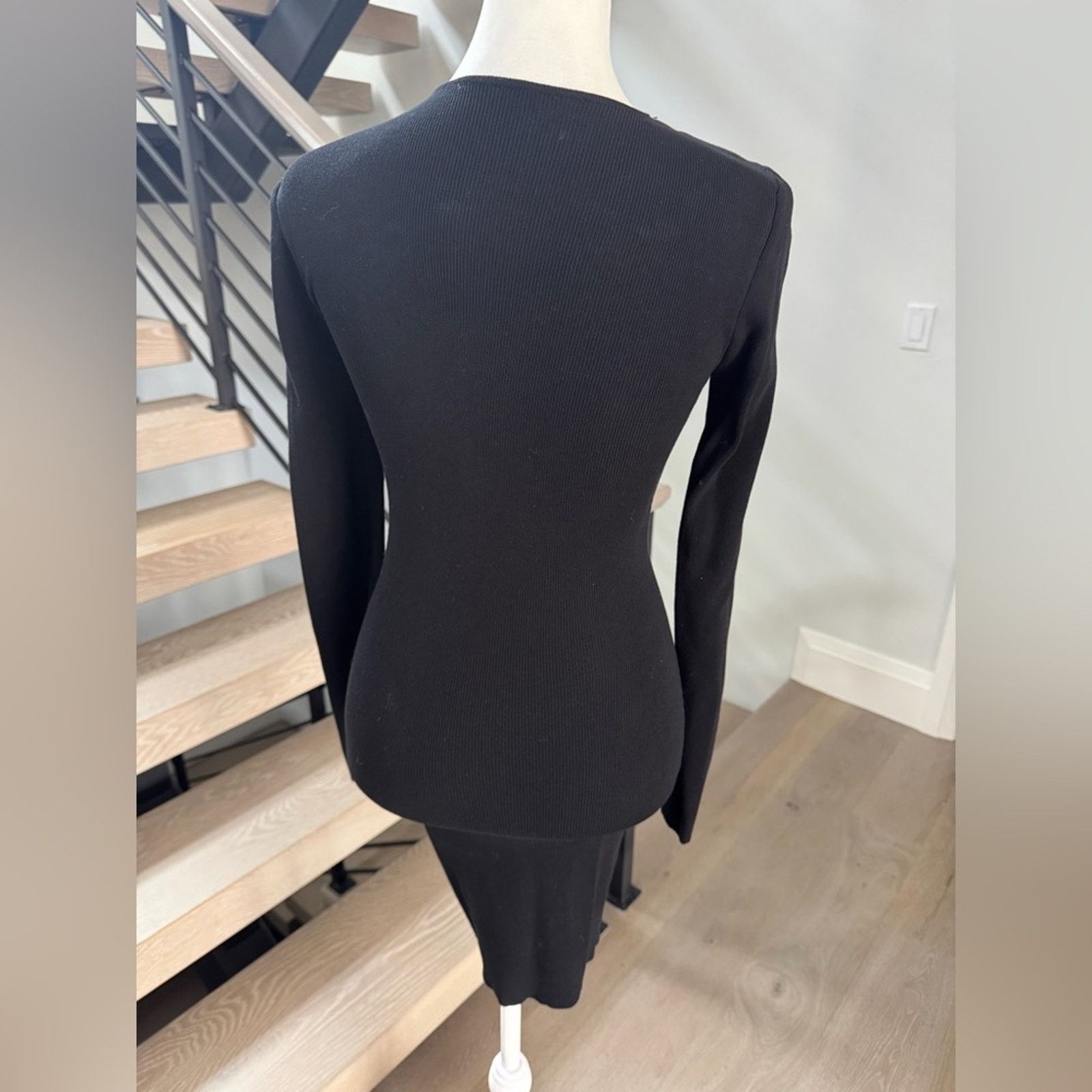 Other New Black Ribbed Knit Dress with Gold Chain Lace Detail S Size S / US 4 / IT 40 - 4 Thumbnail