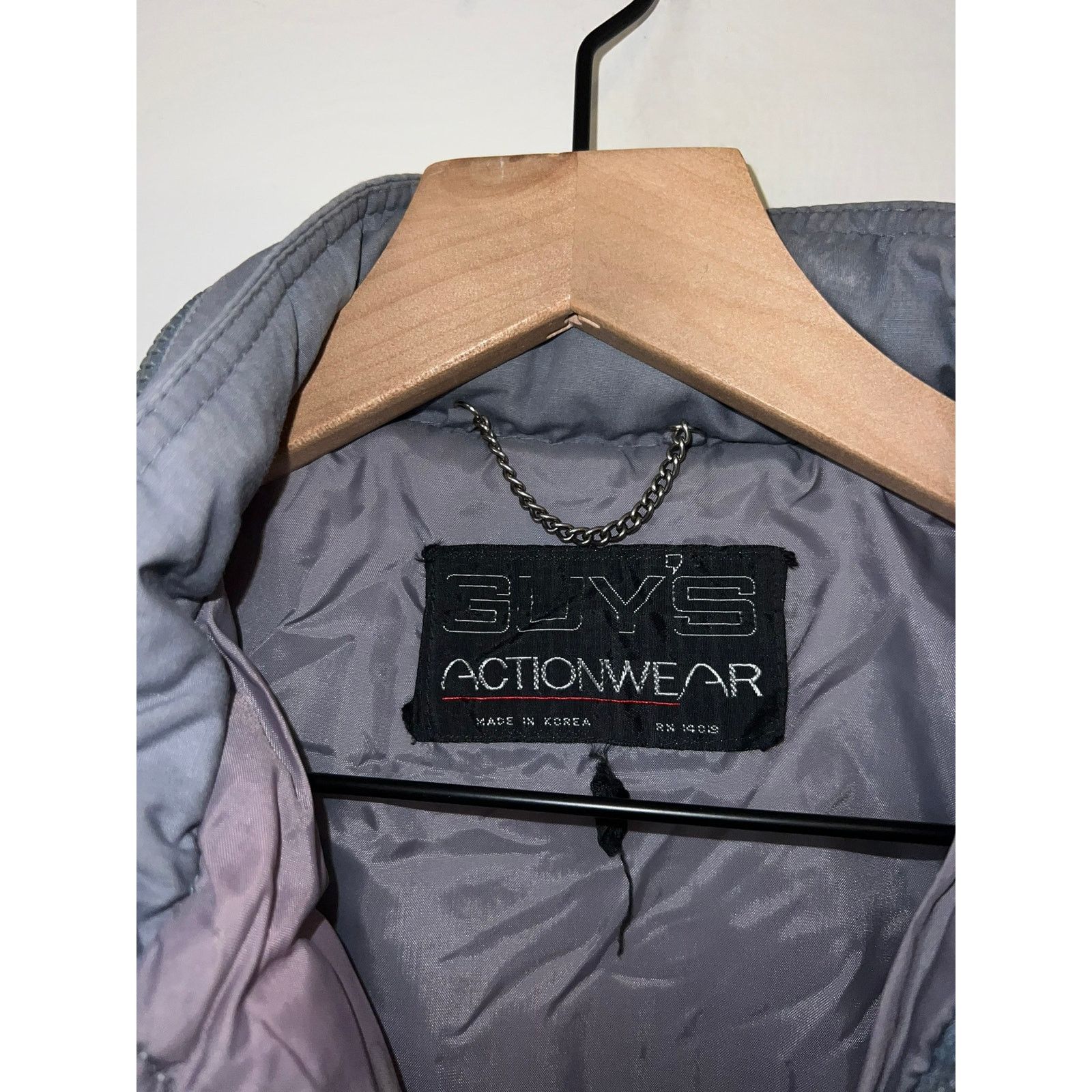 Vintage Vintage Gray Vest Guy's Actionwear Korea Made Outerwear 90s Size US M / EU 48-50 / 2 - 7 Thumbnail