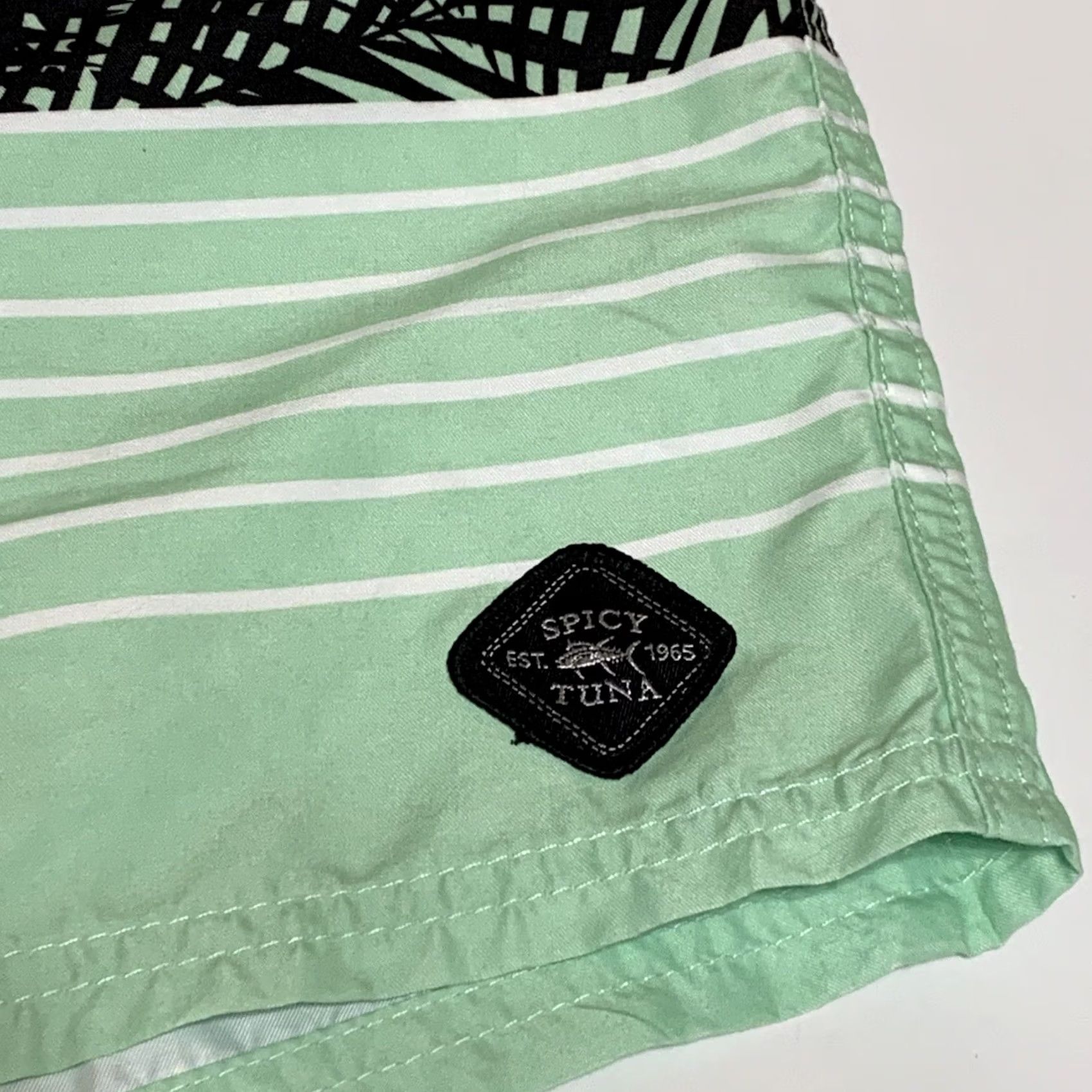 Vintage Spicy Tuna Swim Trunks Mens XL Above-the-Knee Green Palm Tree Netted Board Shorts Size US 36 / EU 52 - 6 Thumbnail
